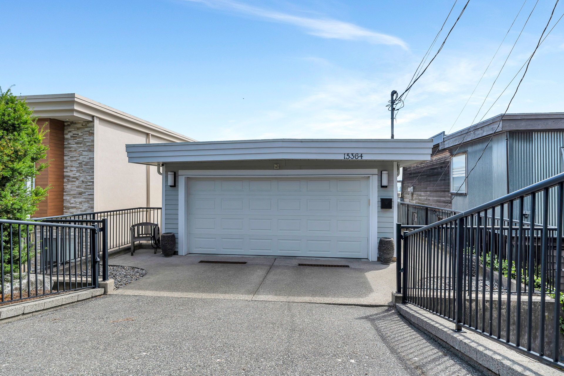 15364 Victoria Avenue, White Rock