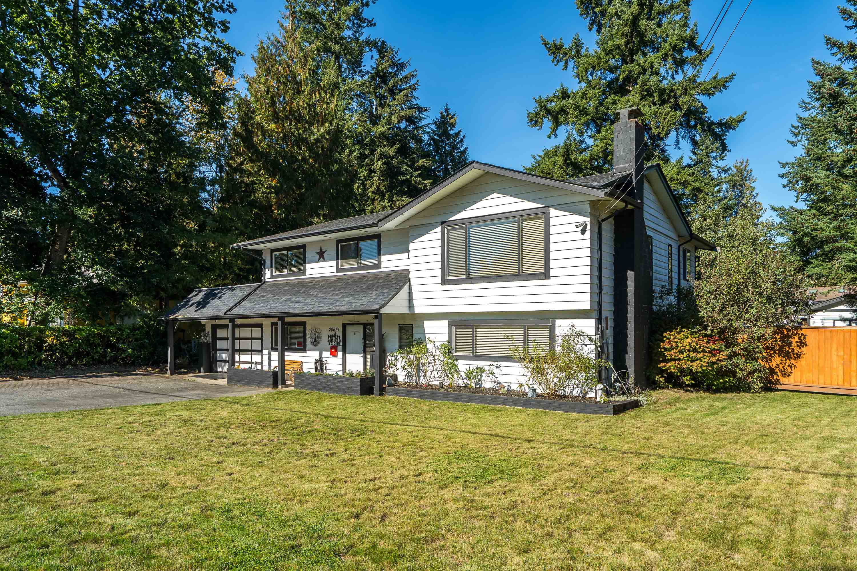 20651 44 Avenue, Langley