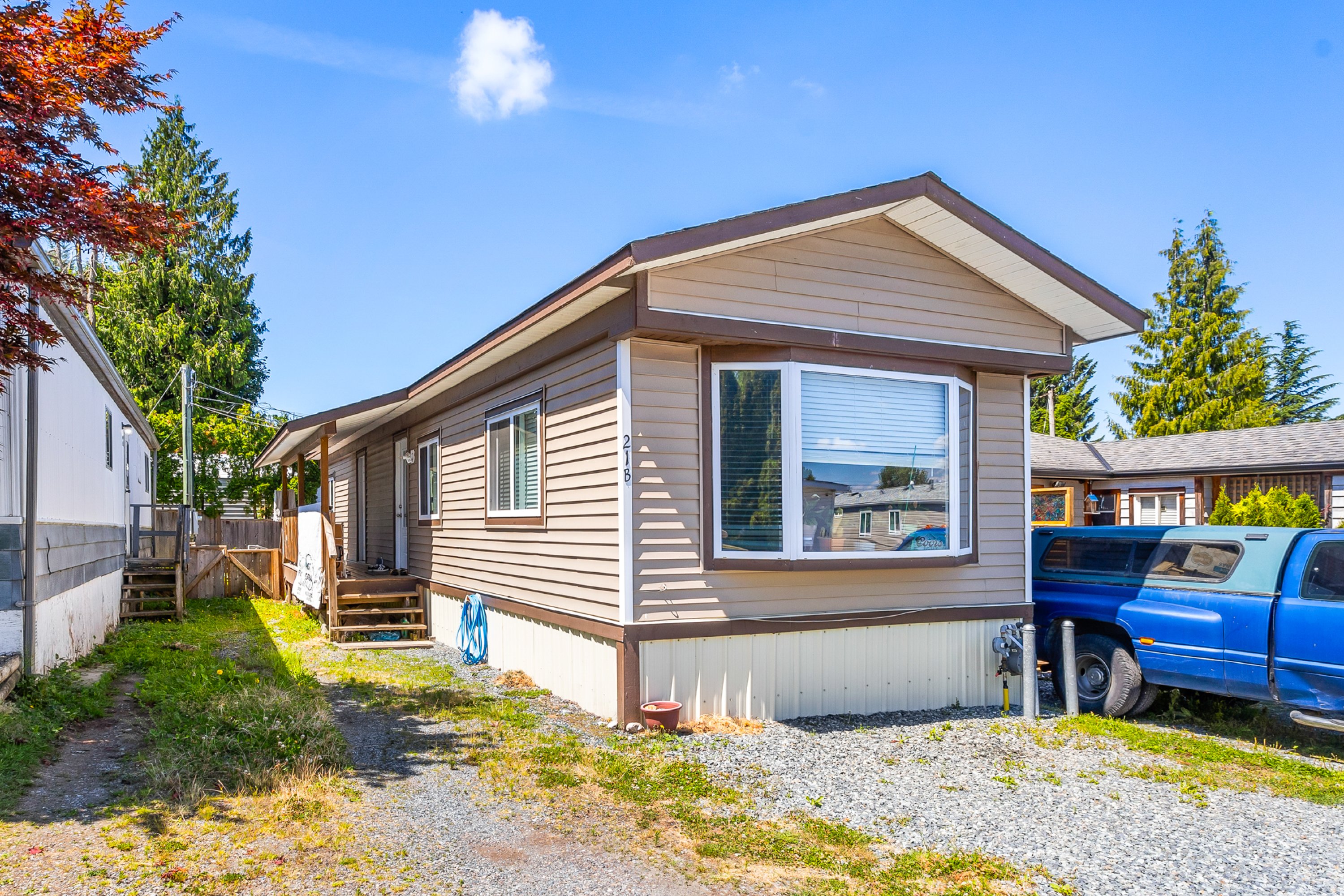 21B 26892 Fraser Highway, Aldergrove