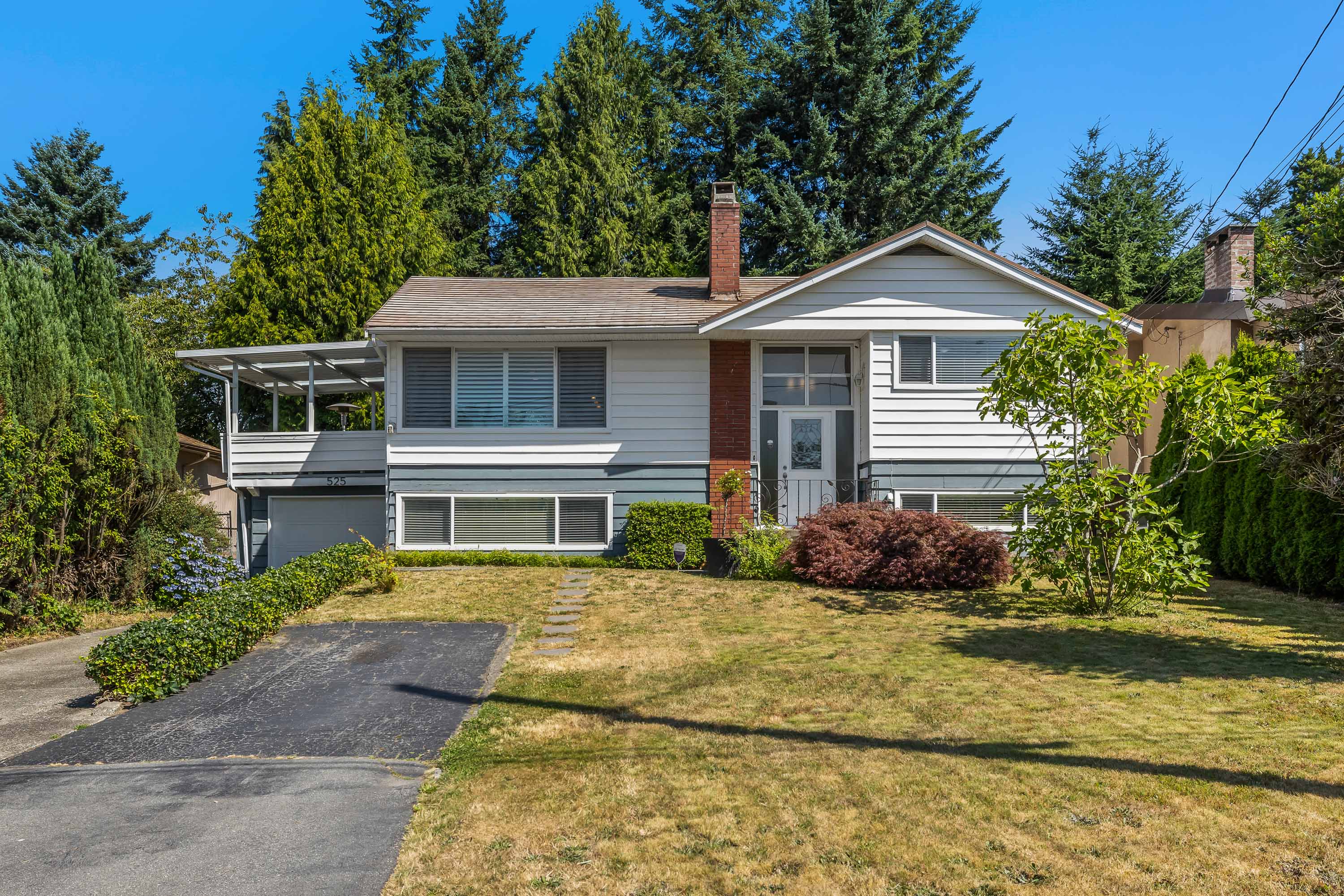 525 Appian Way, Coquitlam