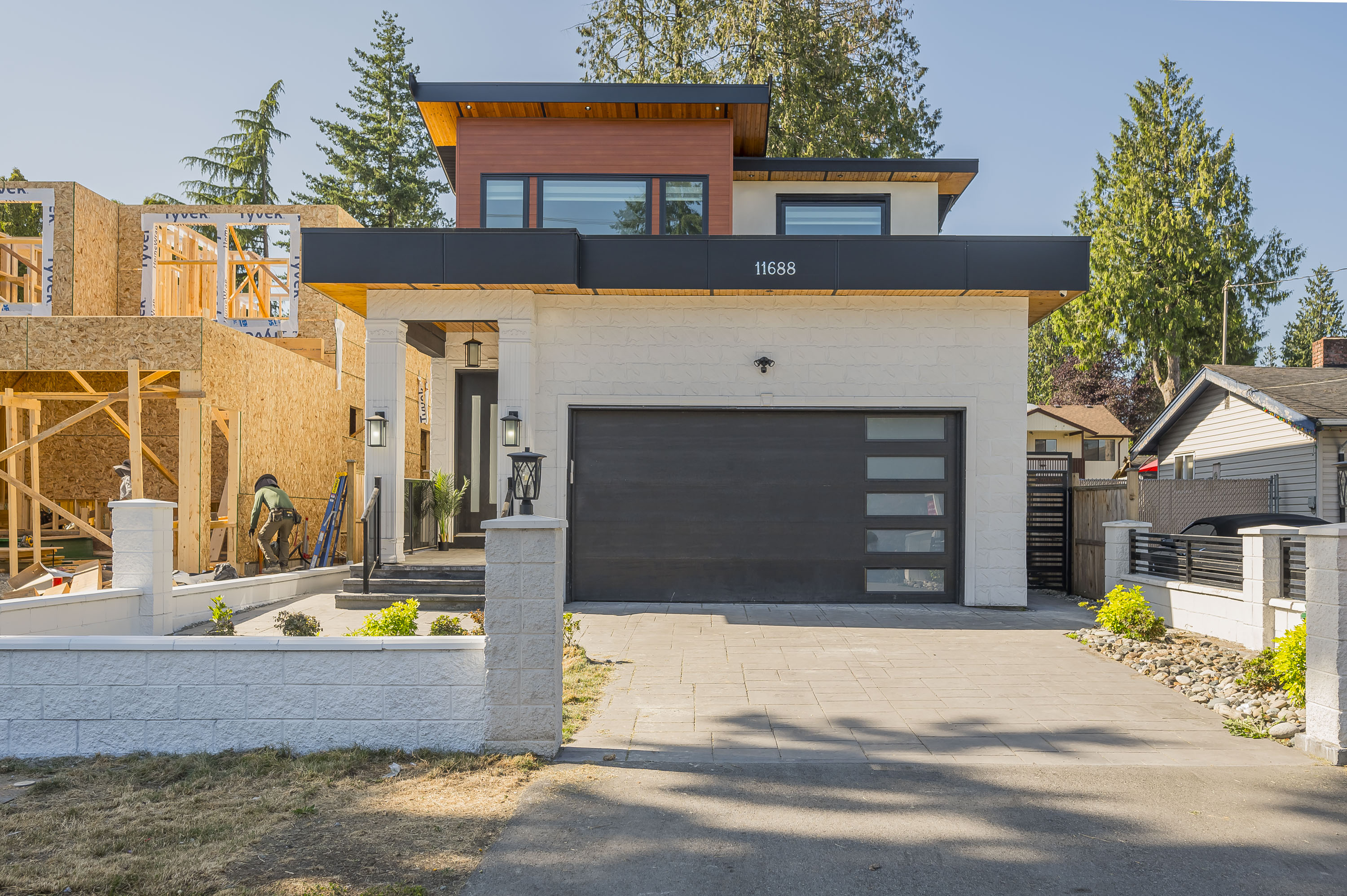 11688 96 Avenue, Delta