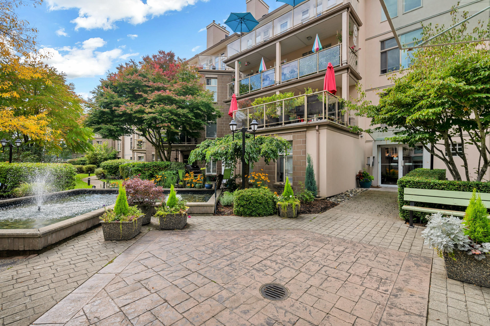 401 - 15340 19A Avenue, Surrey