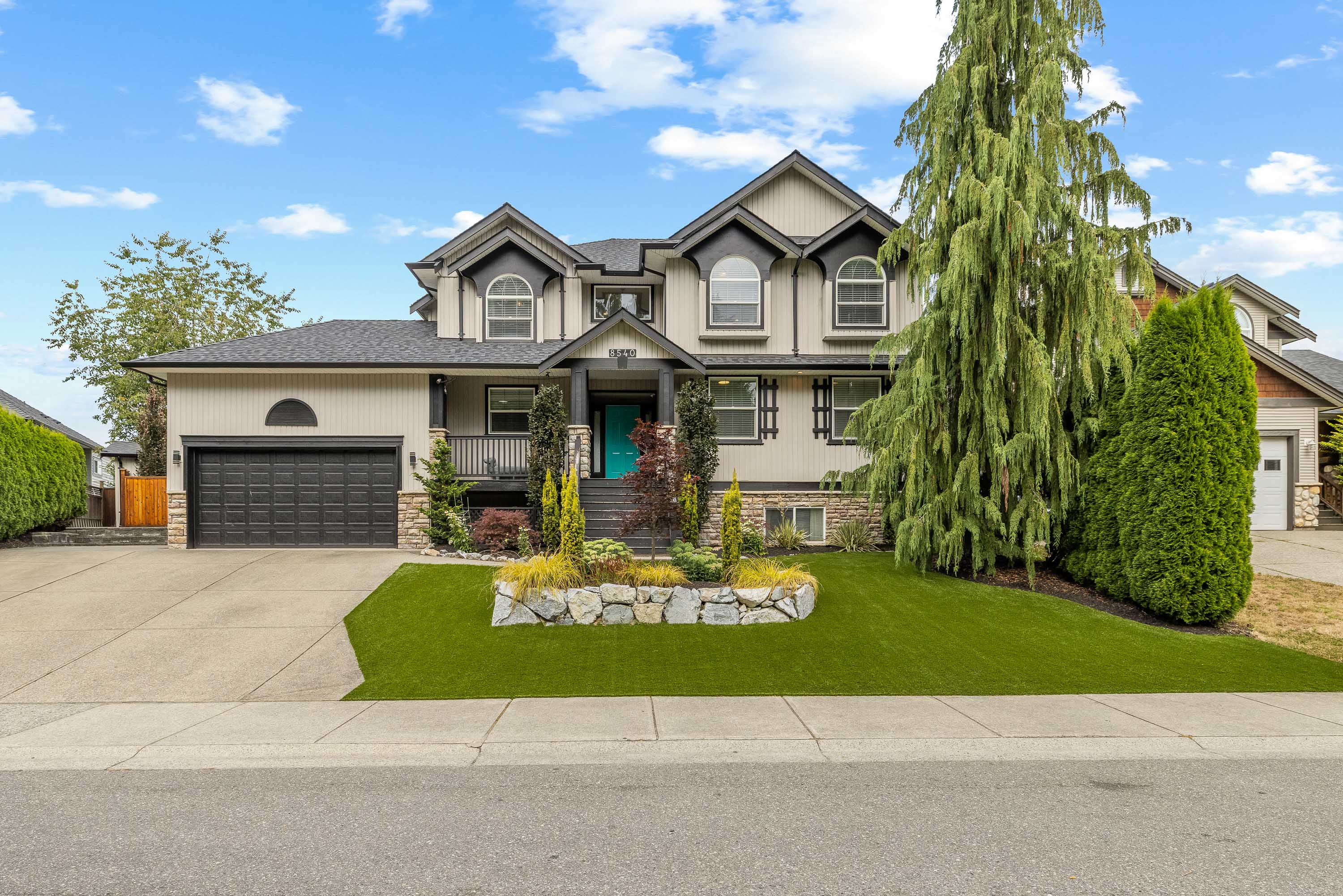 8540 Doerksen Drive, Mission