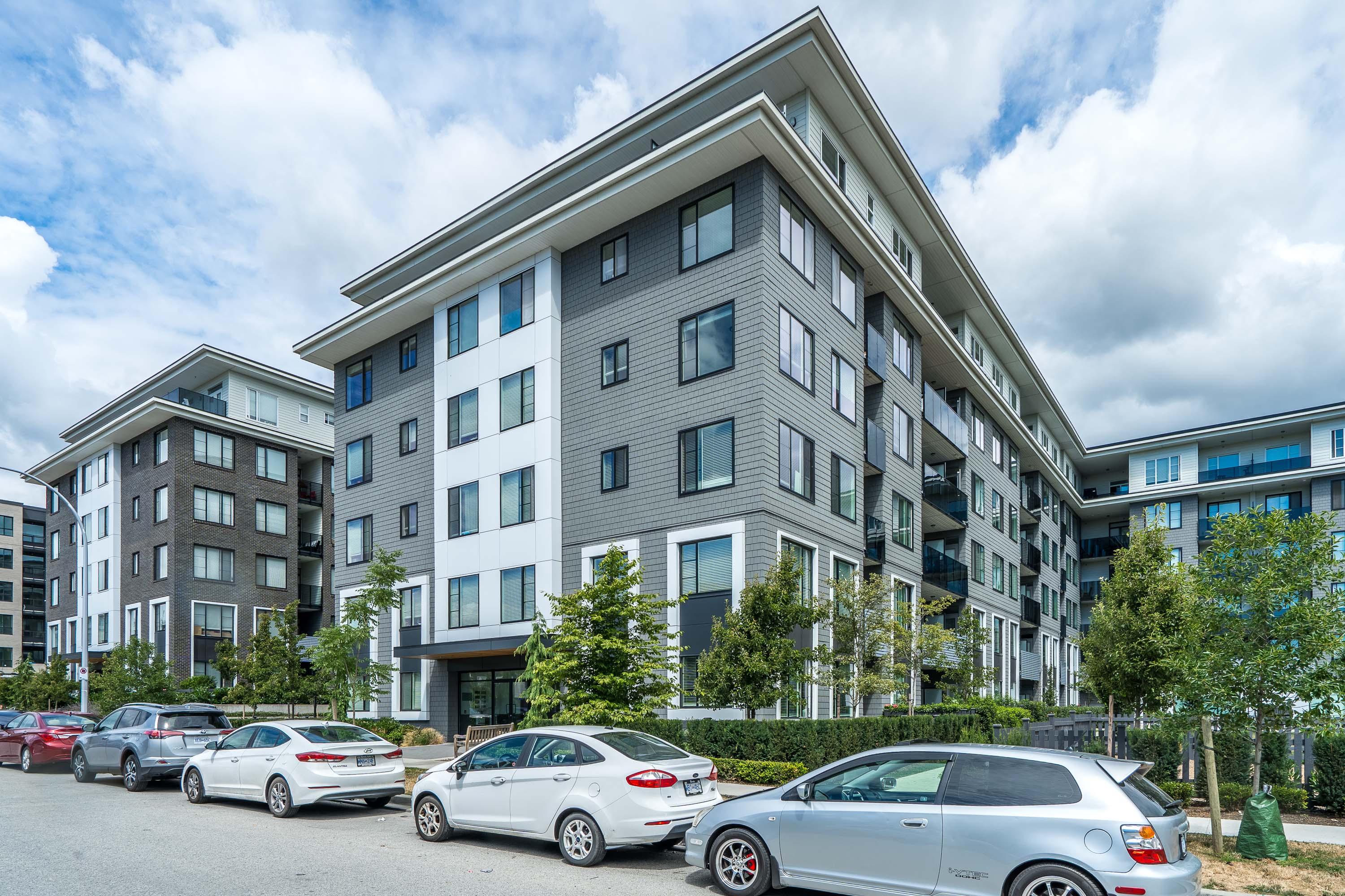 620 - 15825 85 Avenue, Surrey