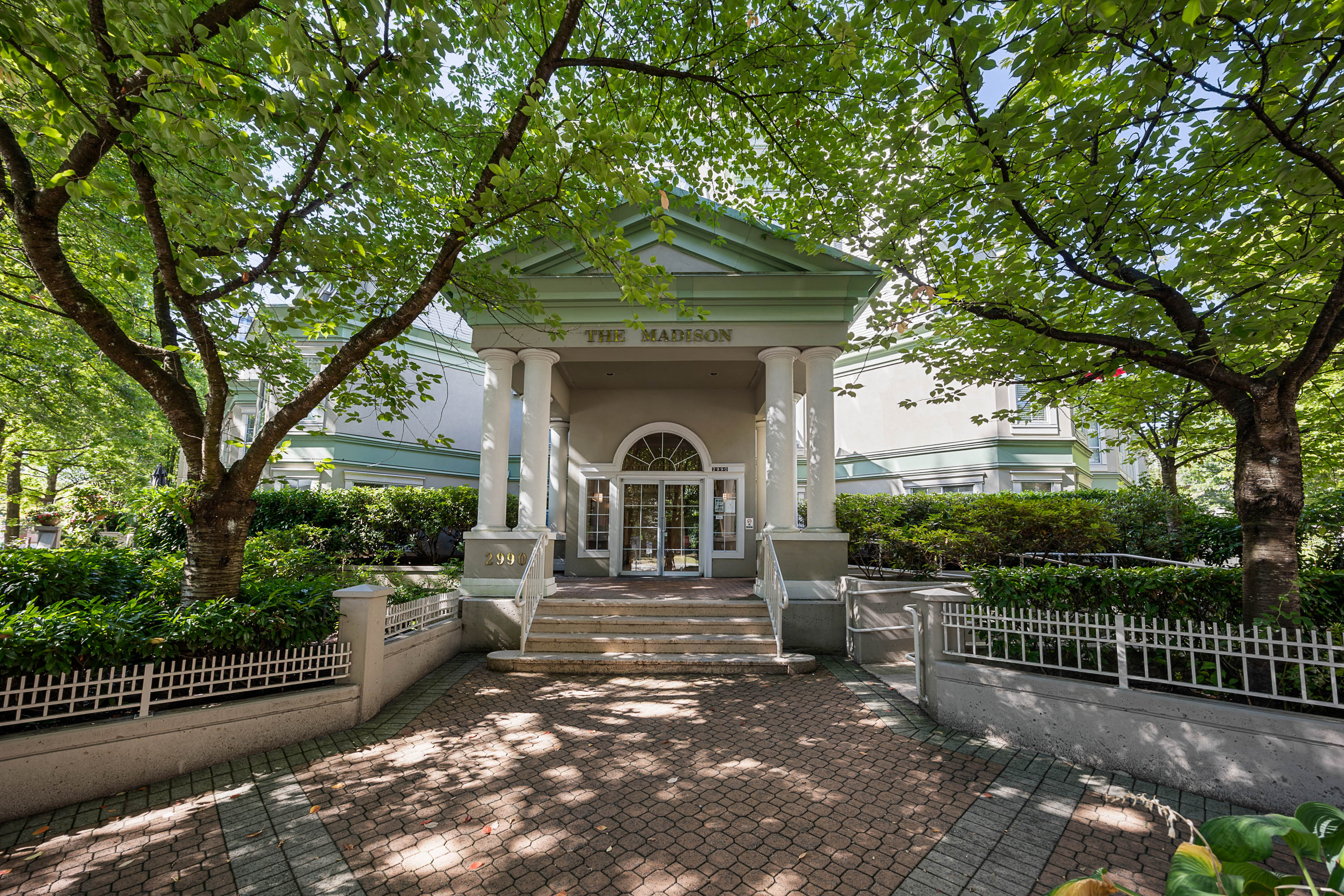 206 - 2990 Princess Crescent, Coquitlam