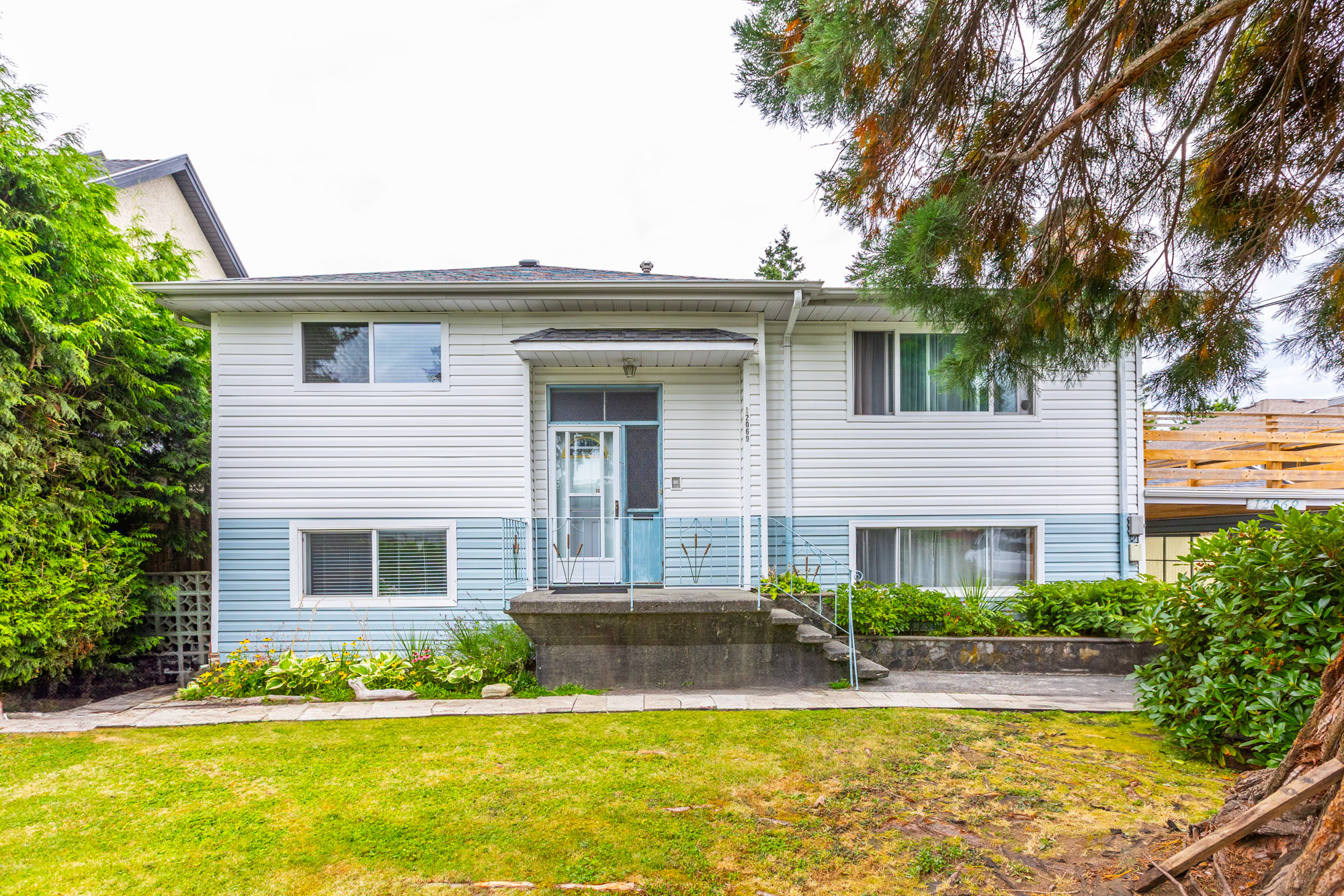 12069 97 Avenue, Surrey