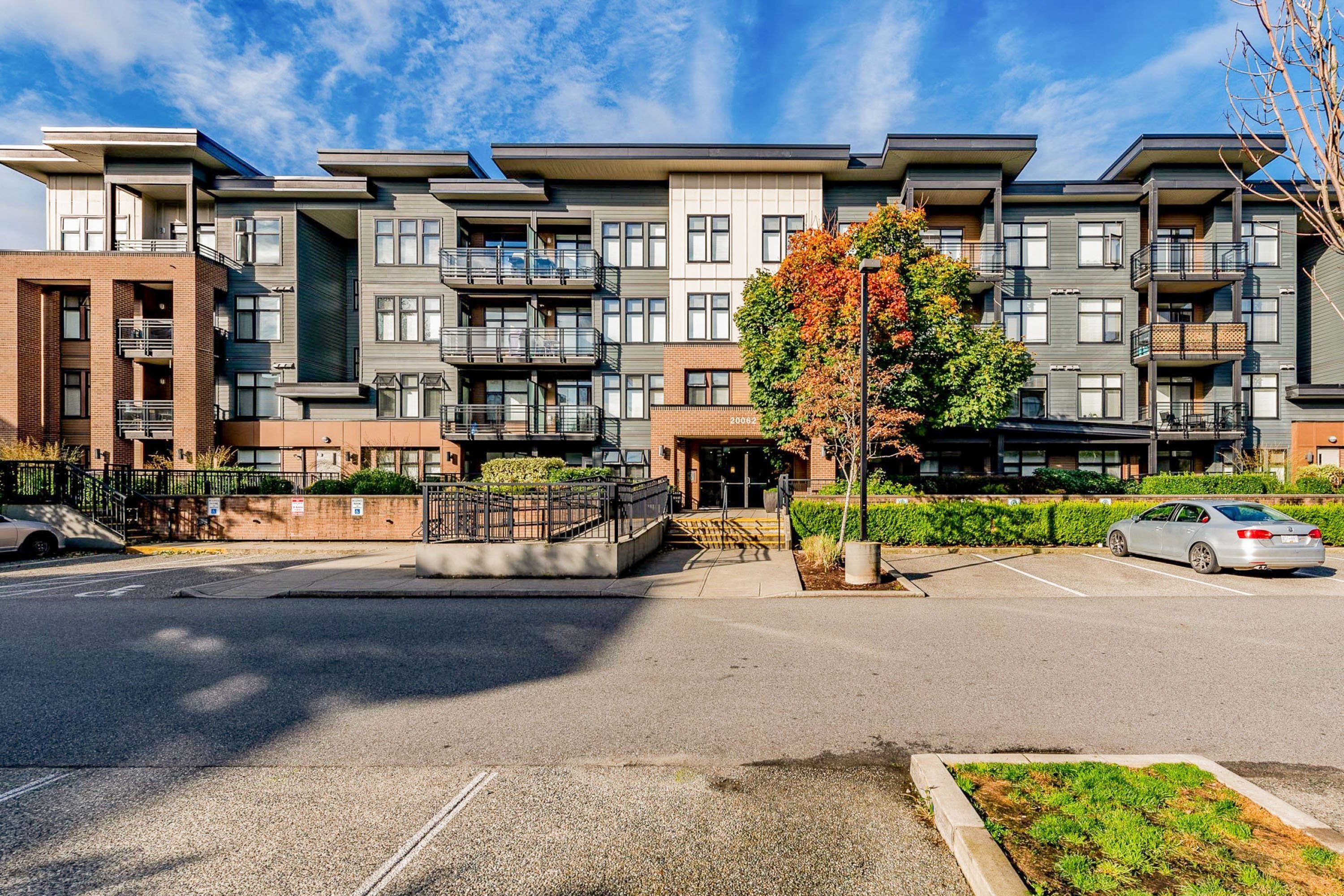 307 - 20062 Fraser Highway, Langley