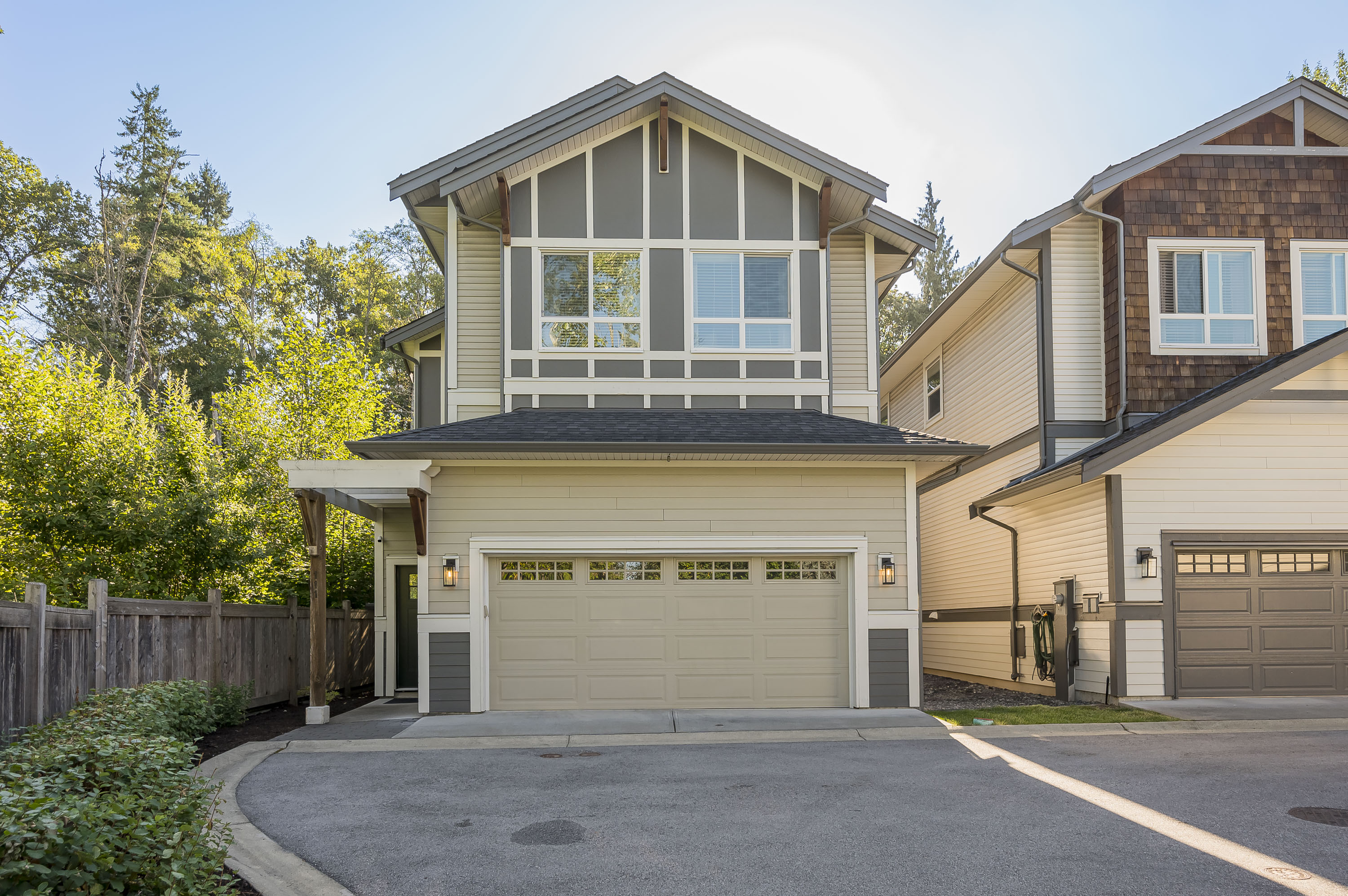 111 - 8217 204B Street, Langley