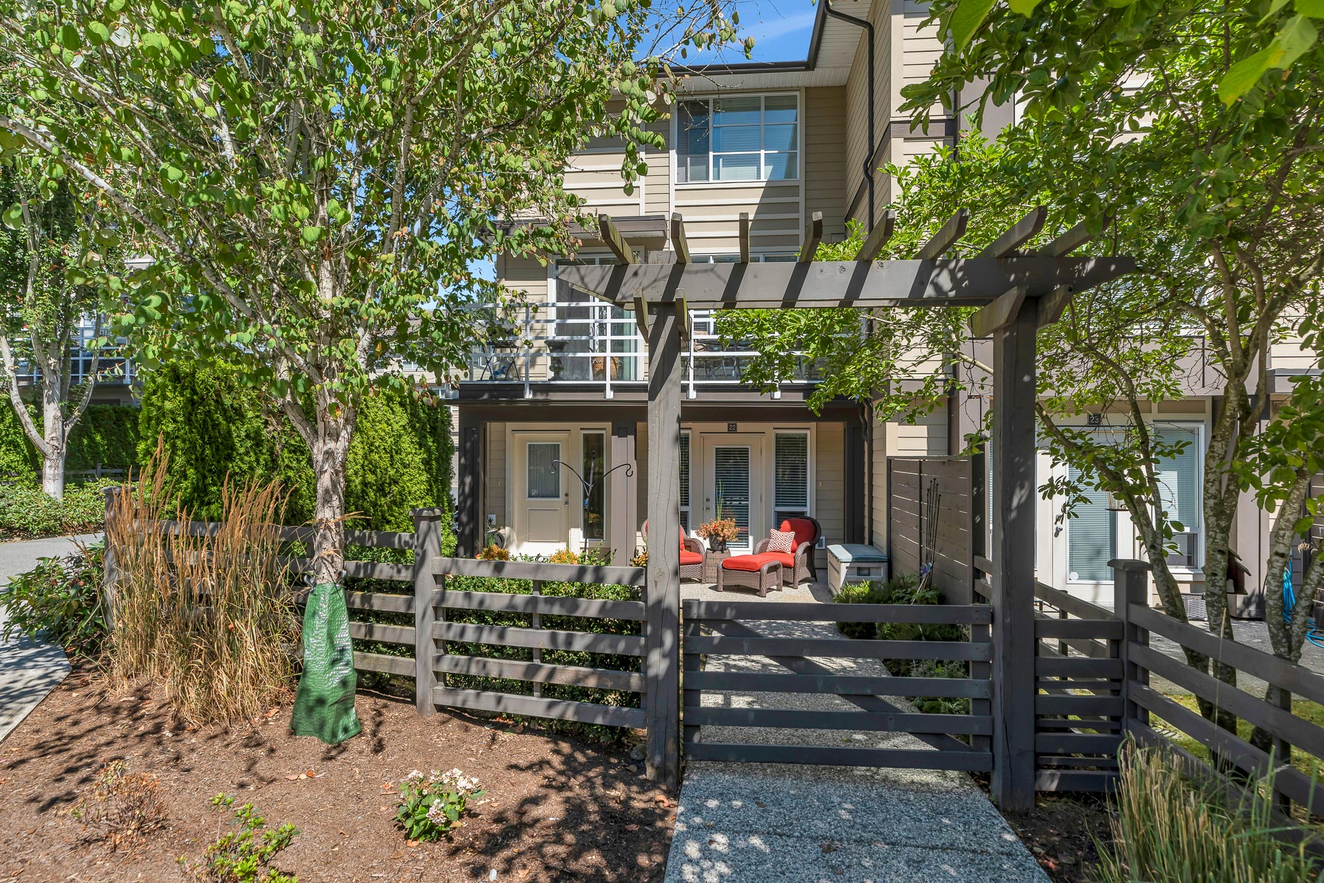22 - 15405 31 Avenue, Surrey
