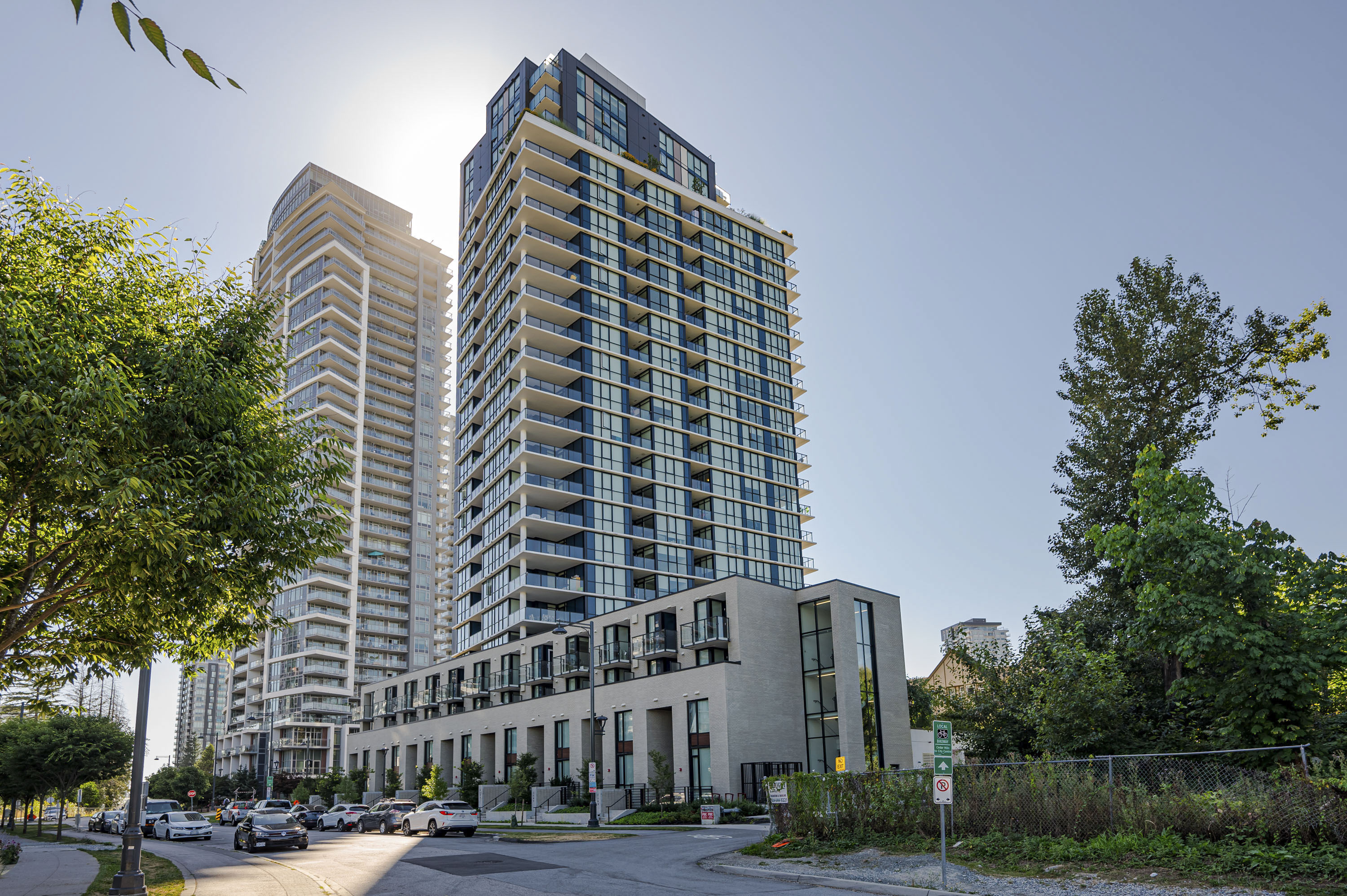 2204 - 10333 133 Street, Surrey