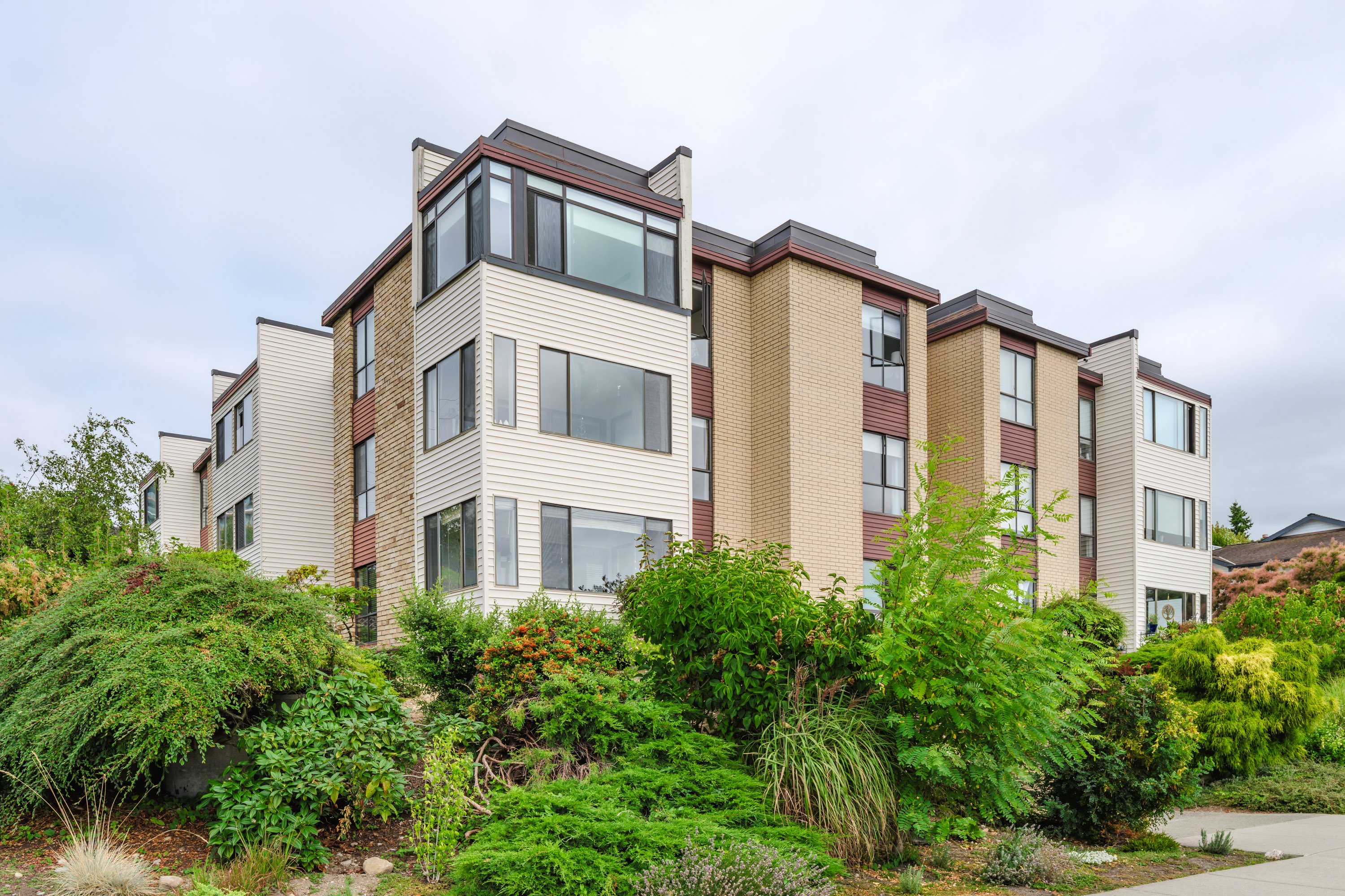 201 - 15265 Roper Avenue, White Rock