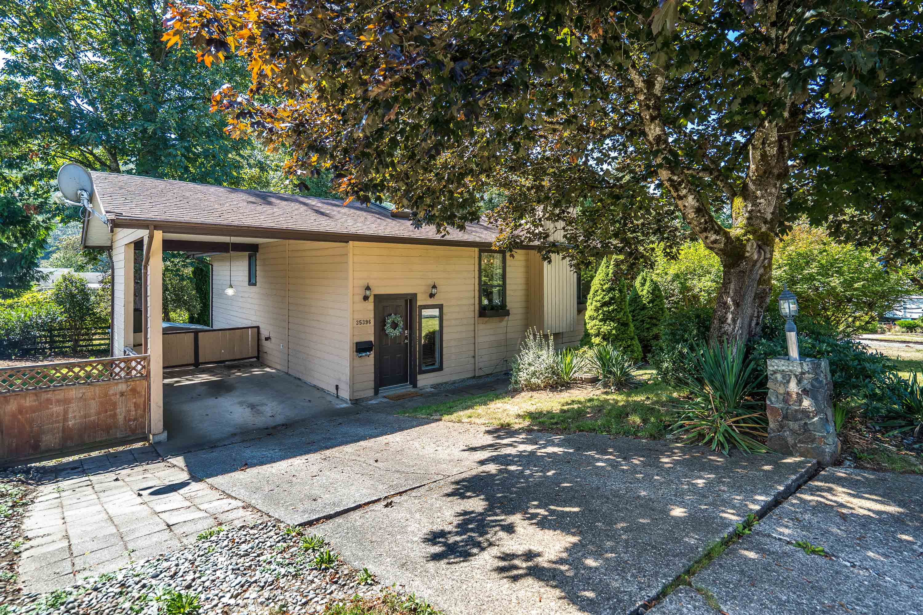 35396 Selkirk Avenue, Abbotsford