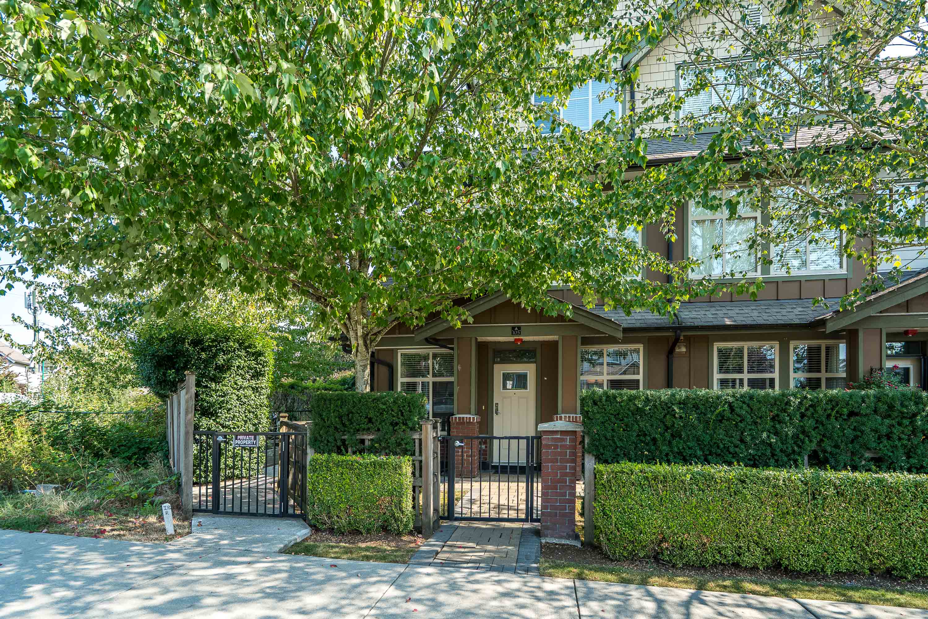 105 - 6706 192 Street, Surrey