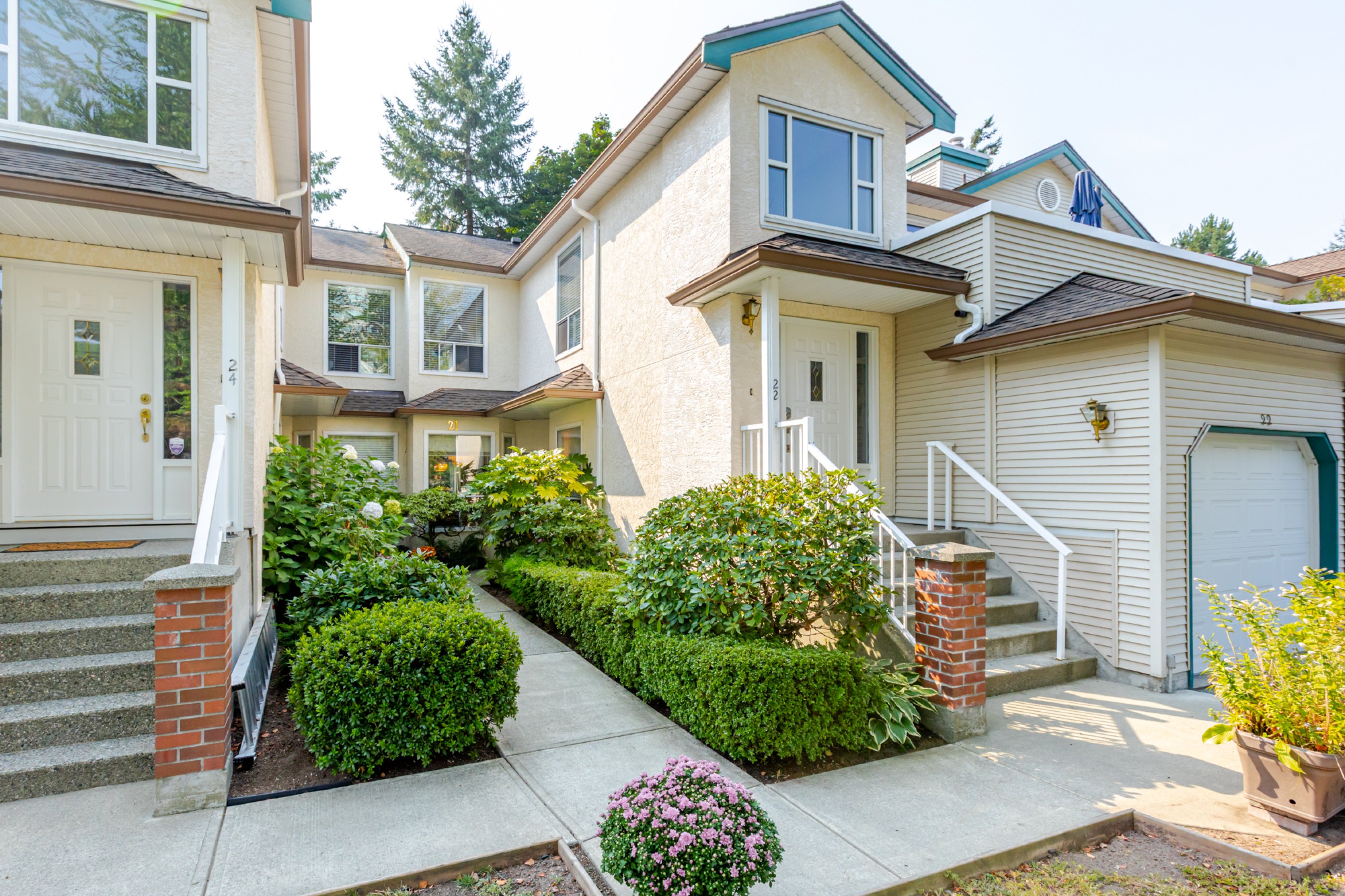 21 - 10038 150 Street, Surrey