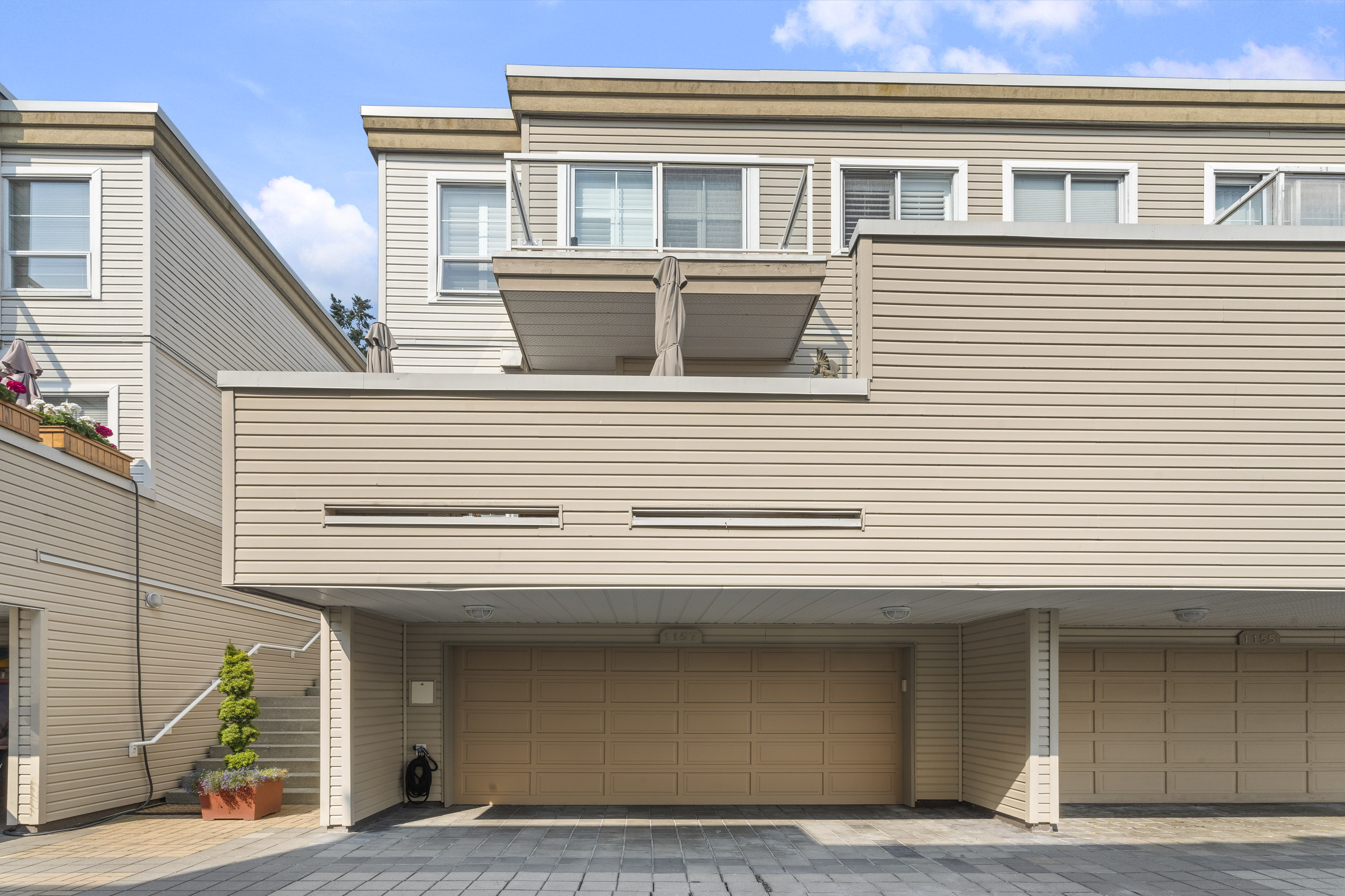 1157 Vidal Street, White Rock