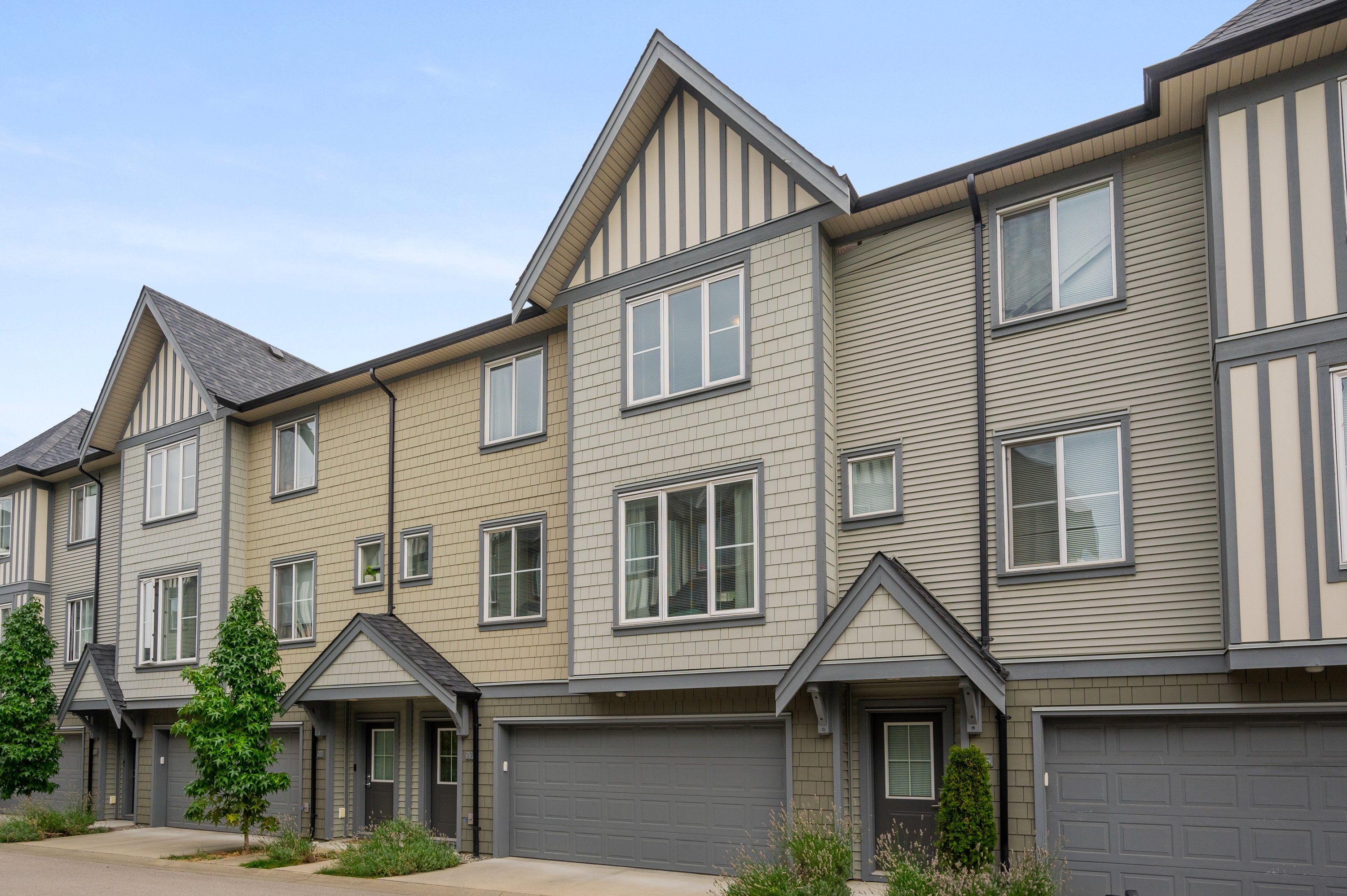37 - 8050 204 Street, Langley