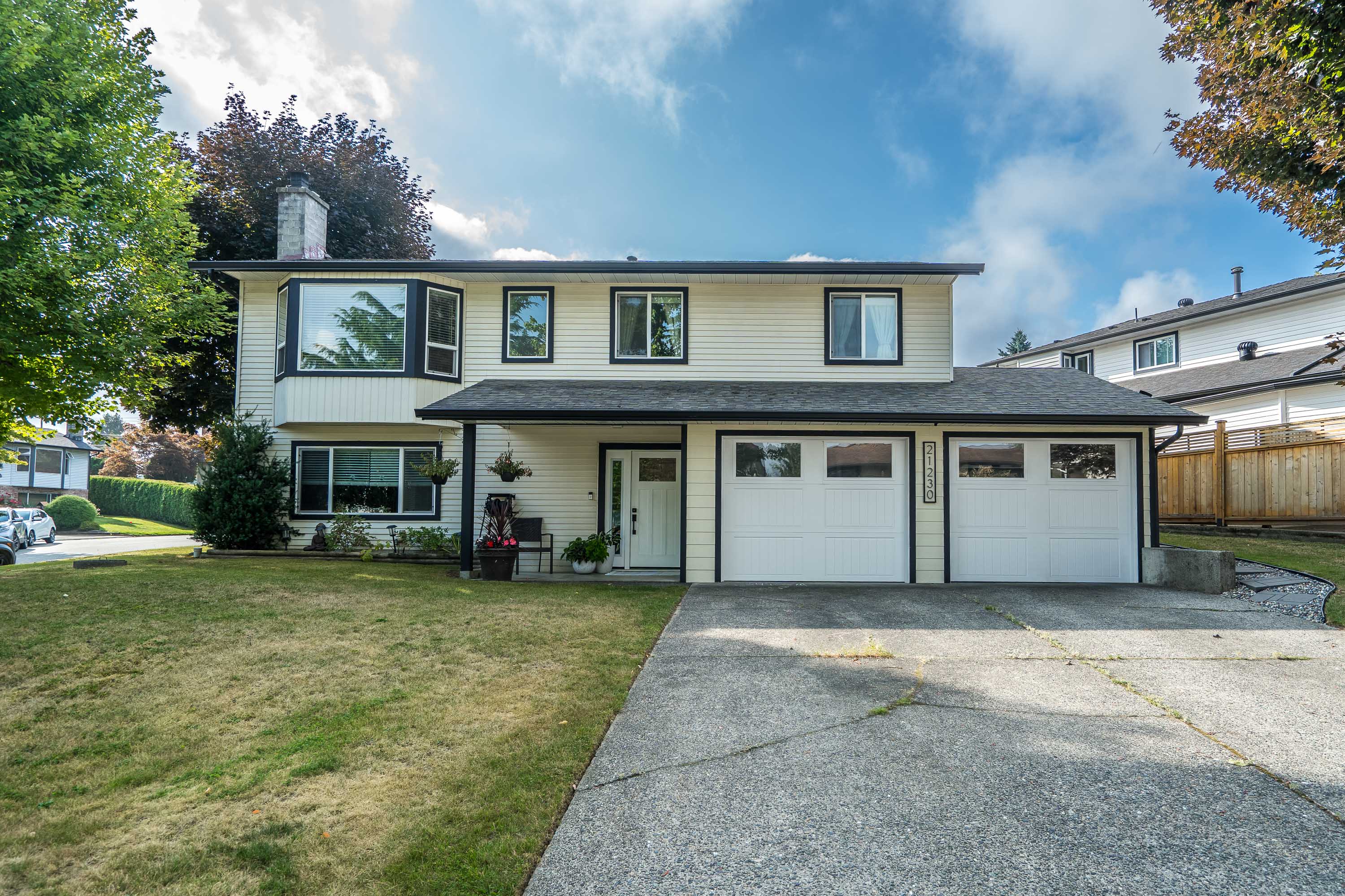 21230 95A Avenue, Langley