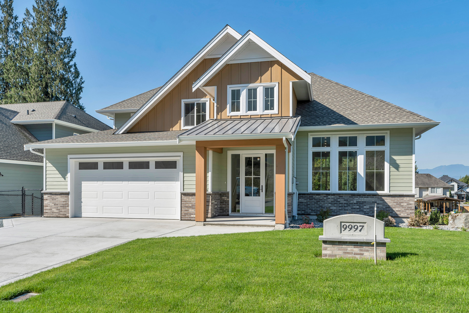 9997 Magnolia Place, Chilliwack