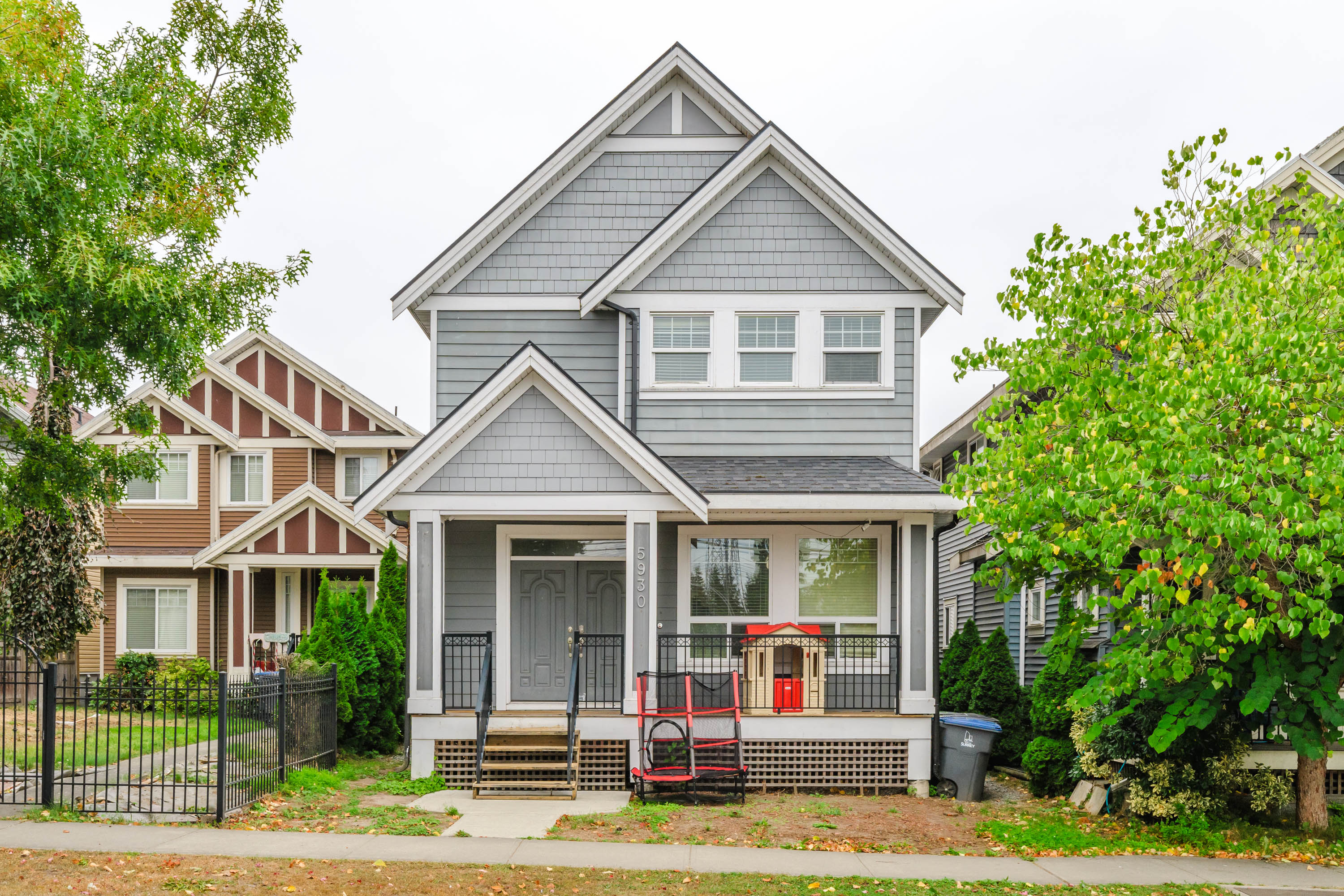 5930 128 Street, Surrey