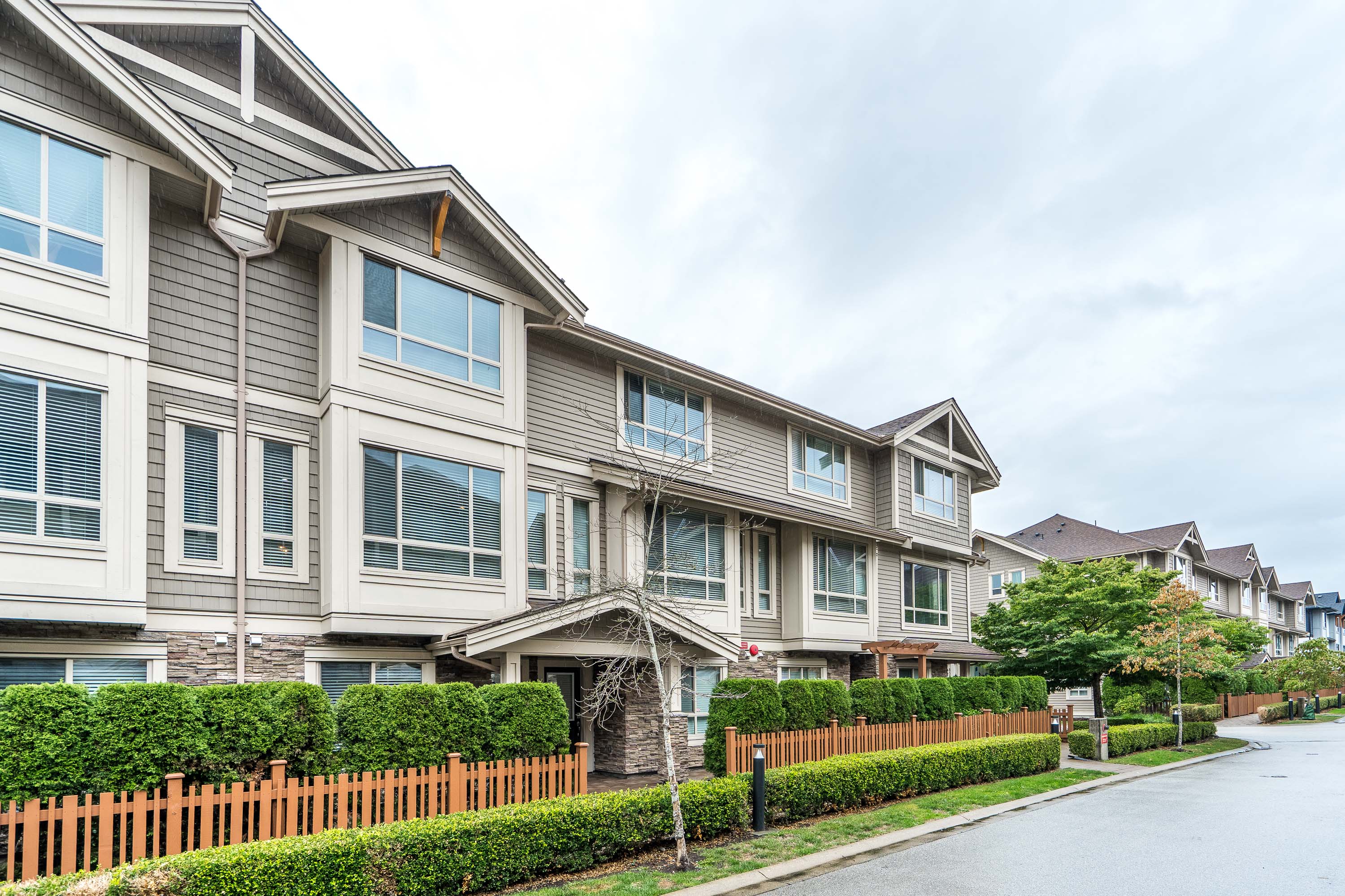 22 - 19752 55A Avenue, Langley