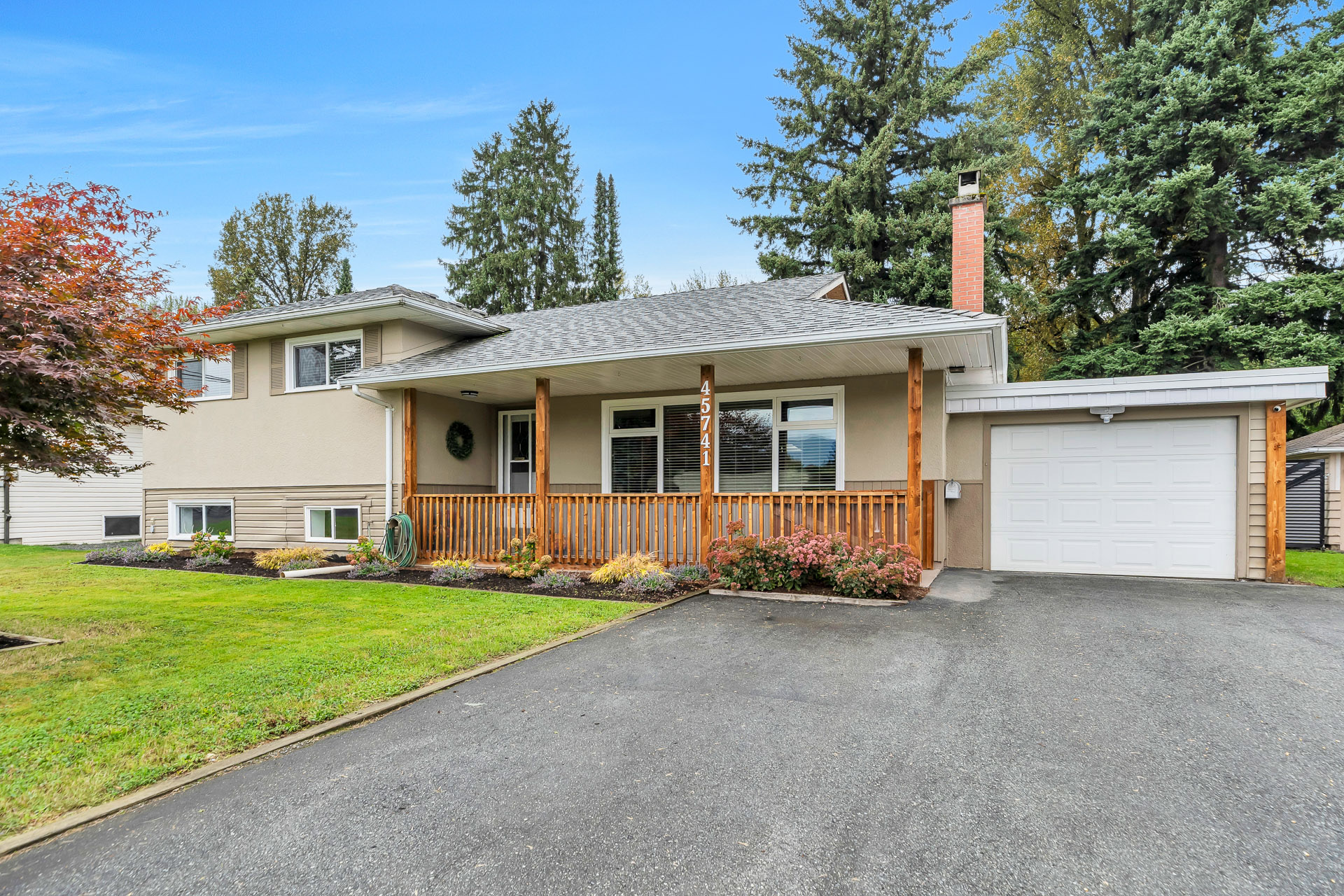 45741 Berkeley Avenue, Chilliwack
