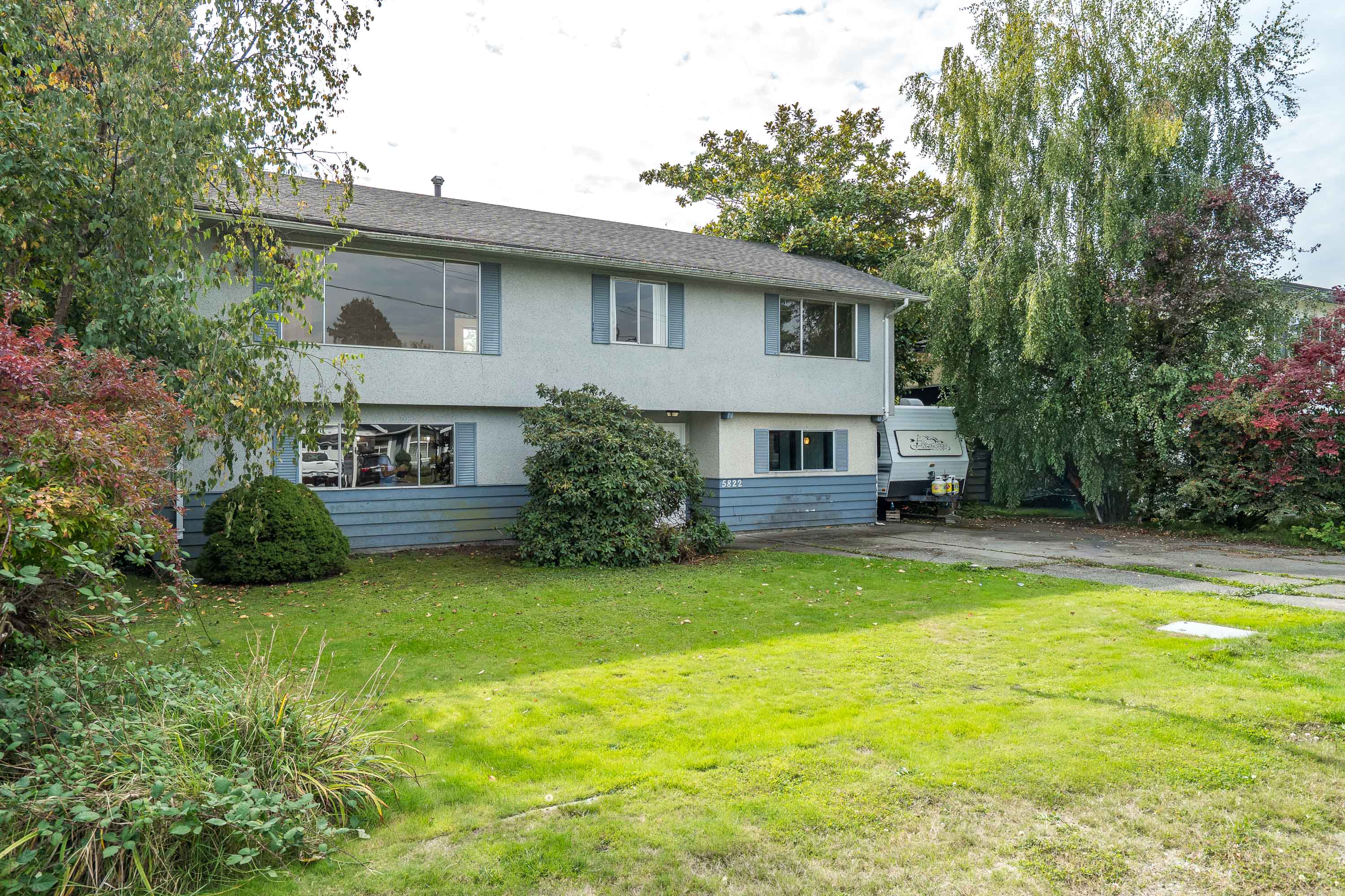 5822 51 Avenue, Delta