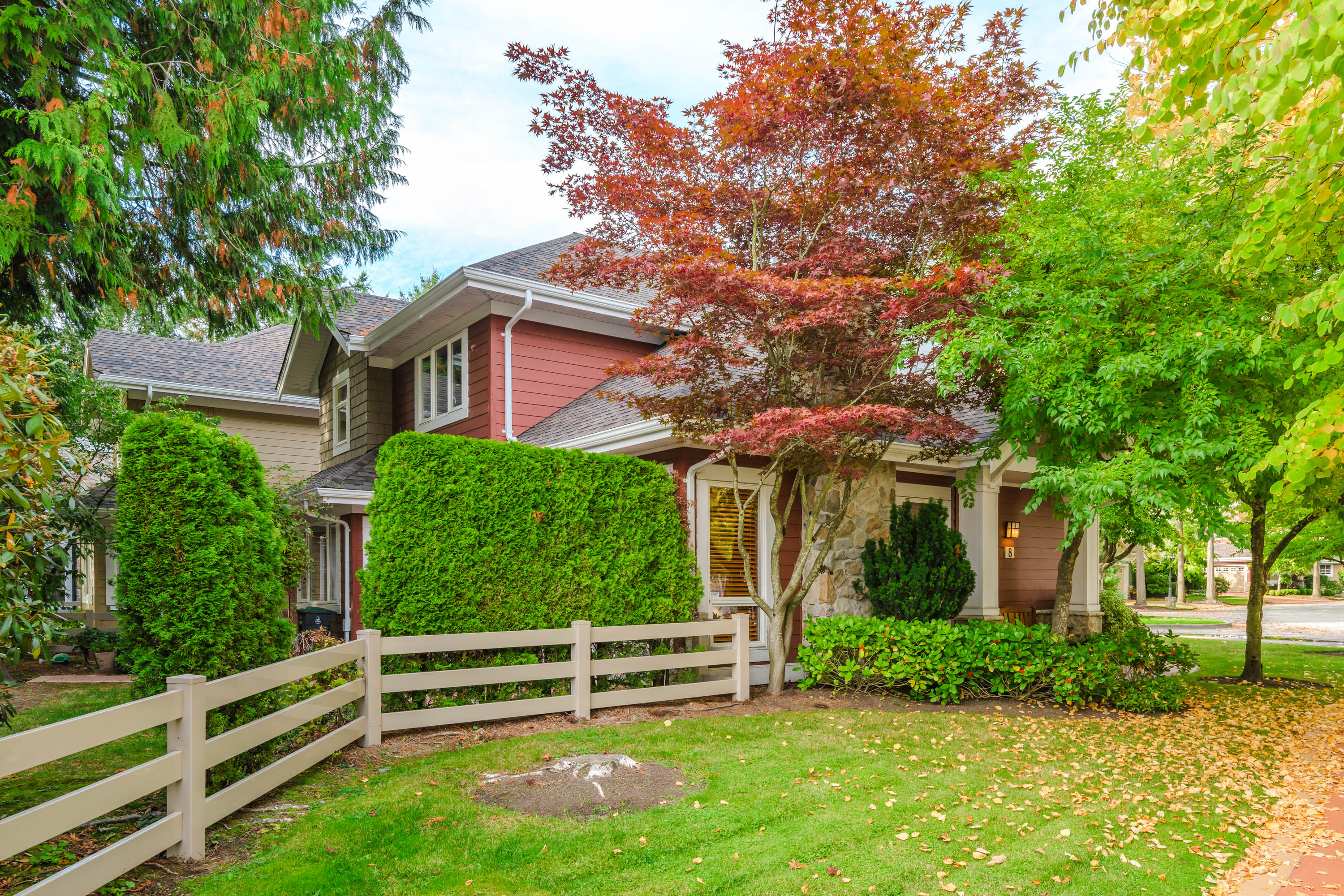 8 - 15055 20 Avenue, Surrey