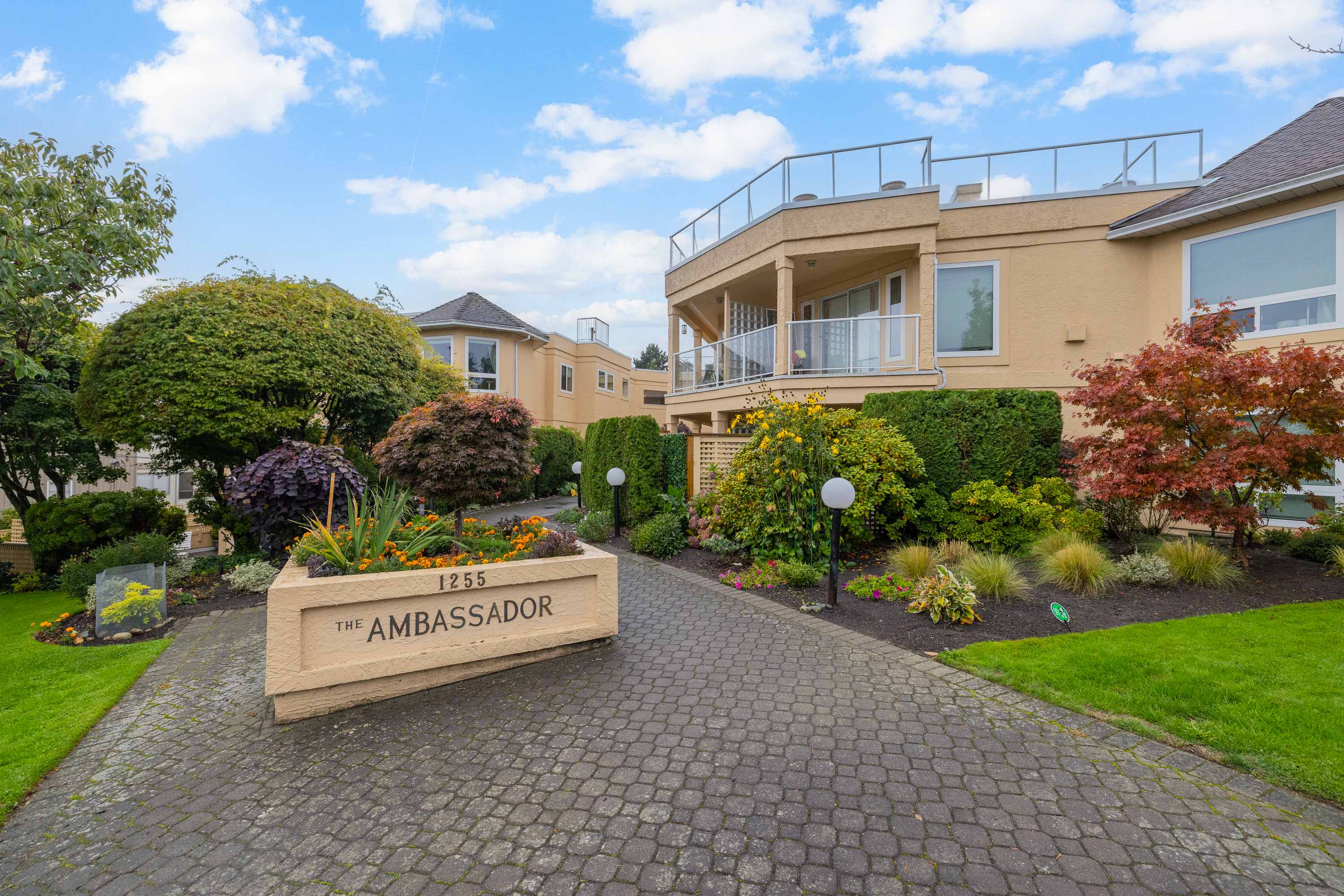 201 - 1255 Best Street, White Rock