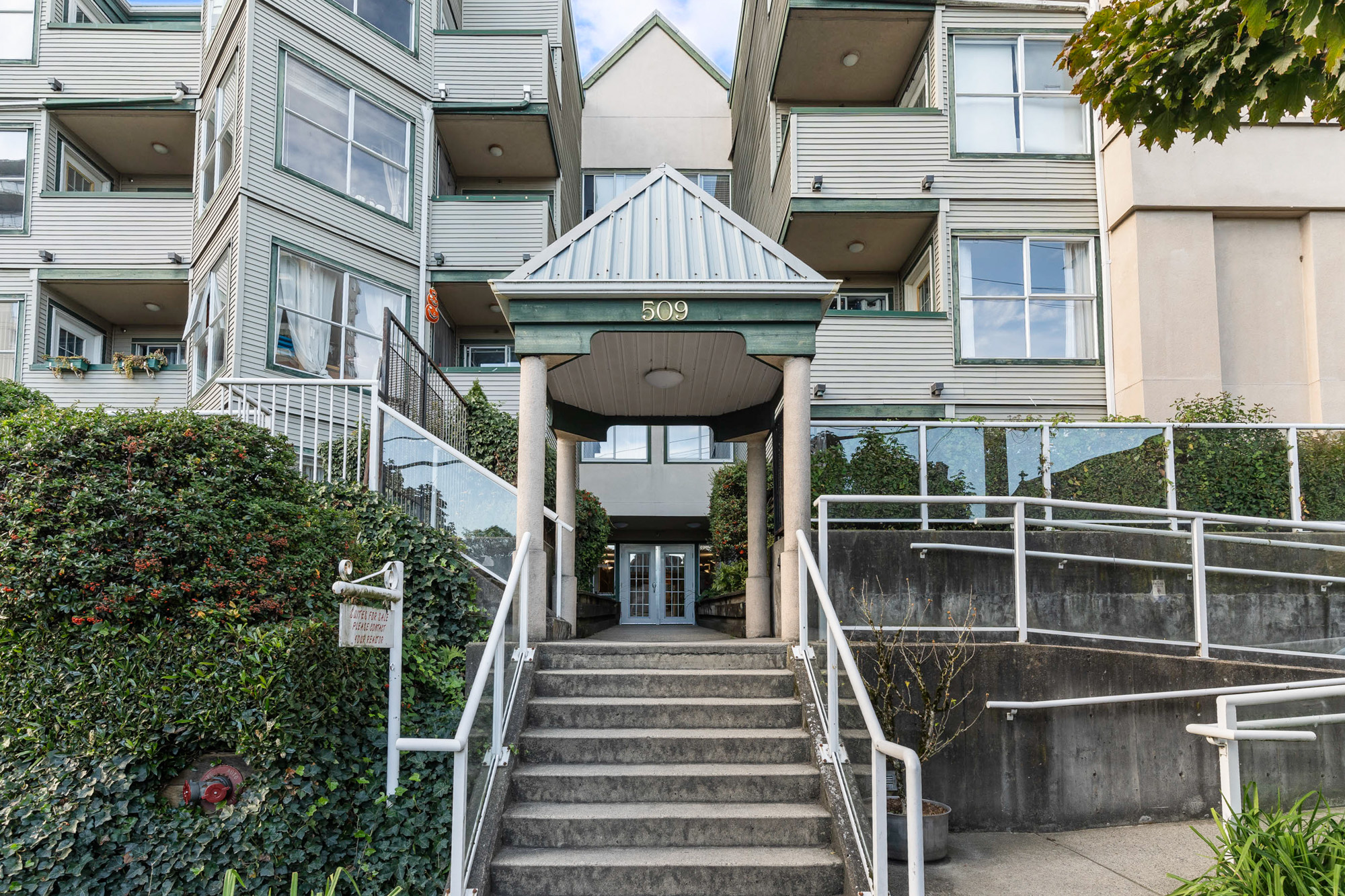 302 - 509 Carnarvon Street, New Westminster