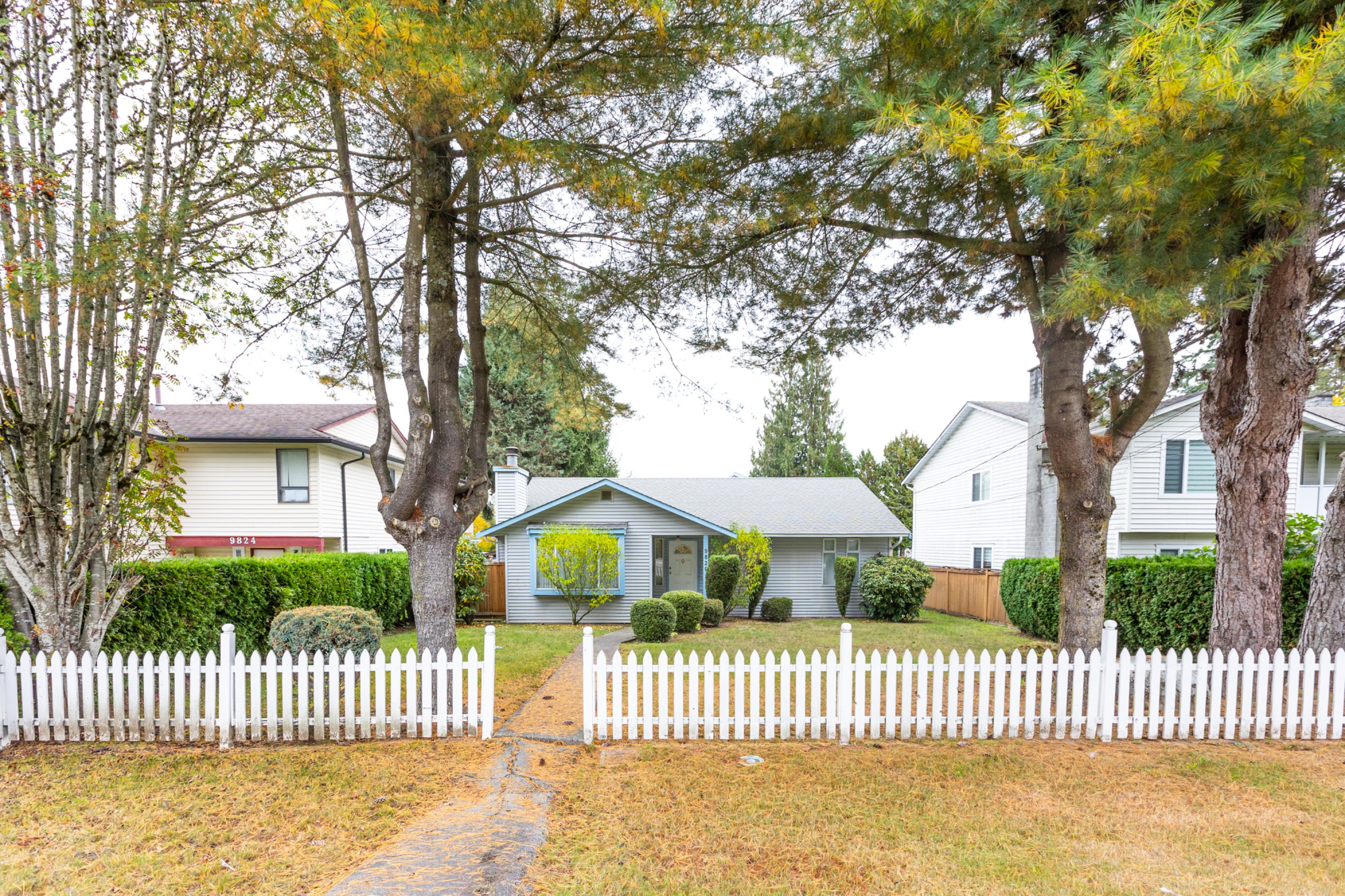 9820 156 Street, Surrey