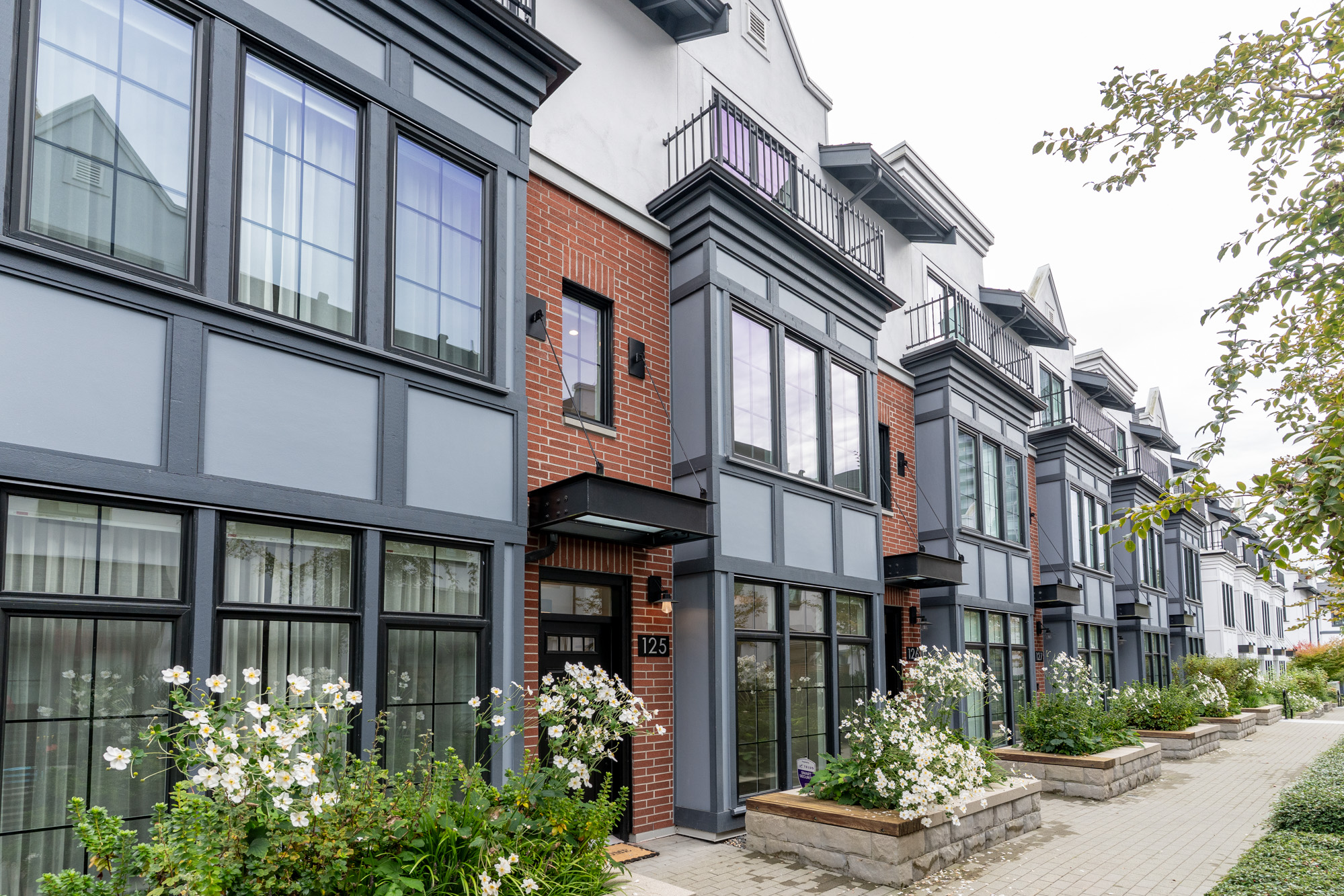 125 - 2070 Curling Road, North Vancouver