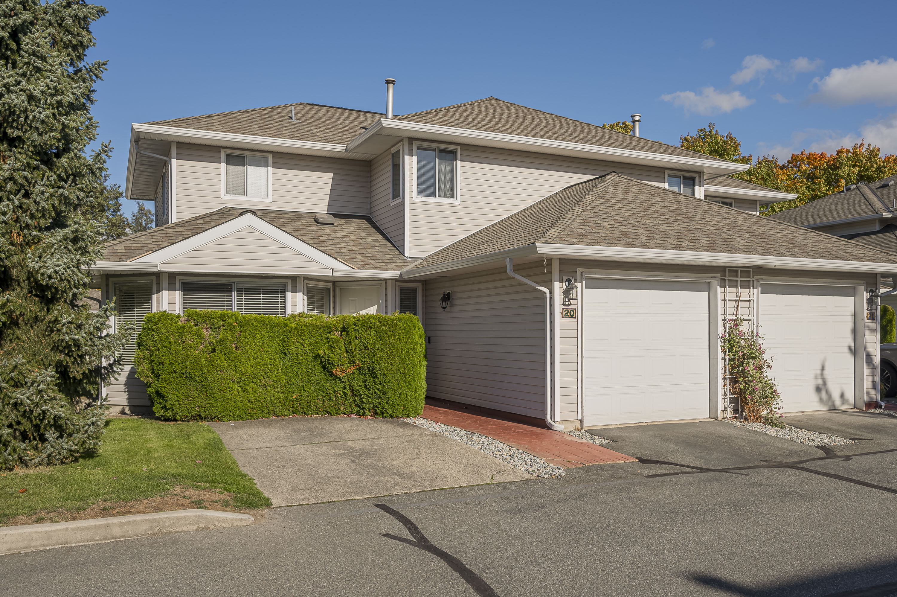 20 - 21928 48 Avenue, Langley