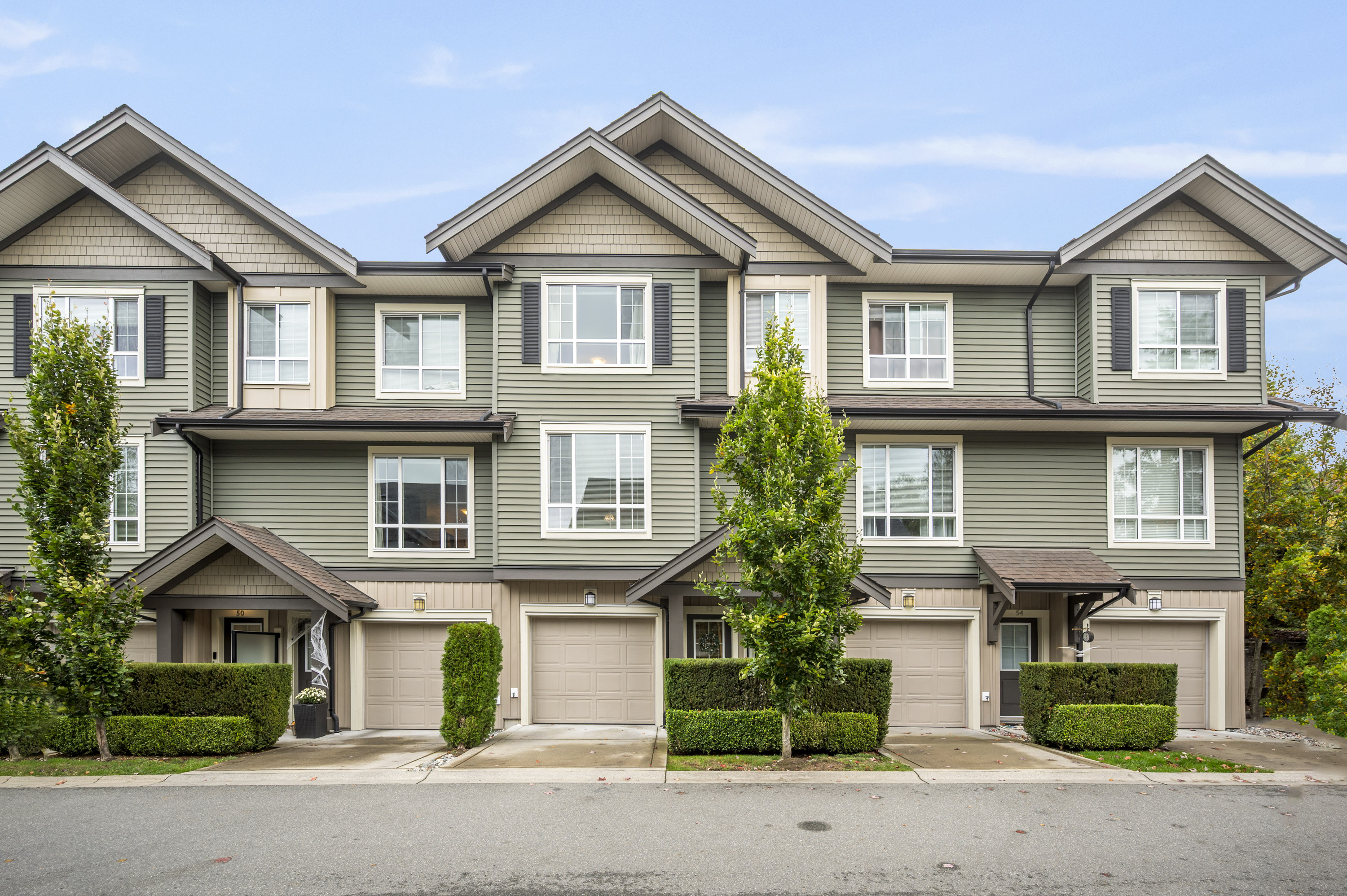 52 - 4967 220 Street, Langley