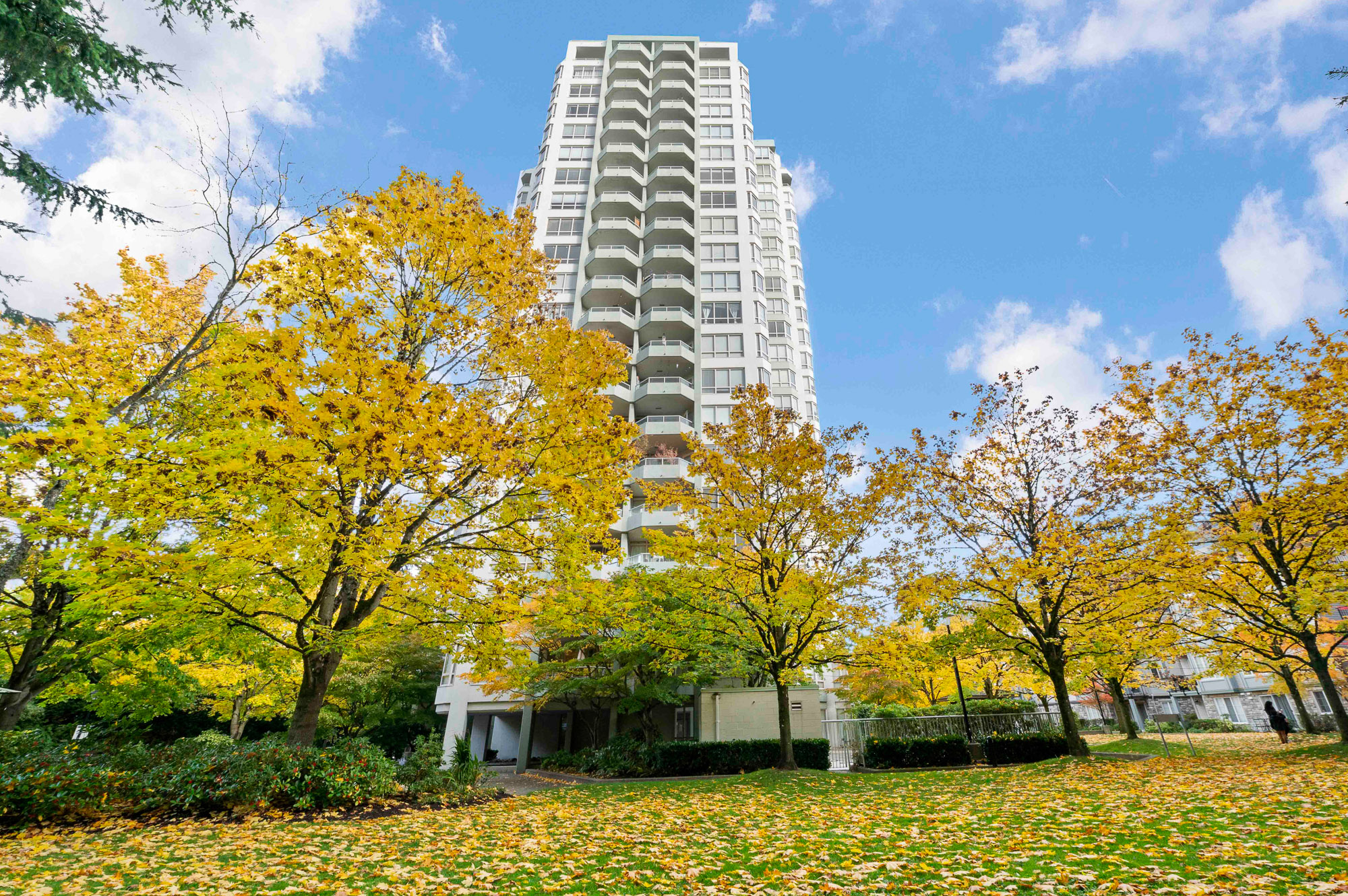 503 - 10082 148 Street, Surrey