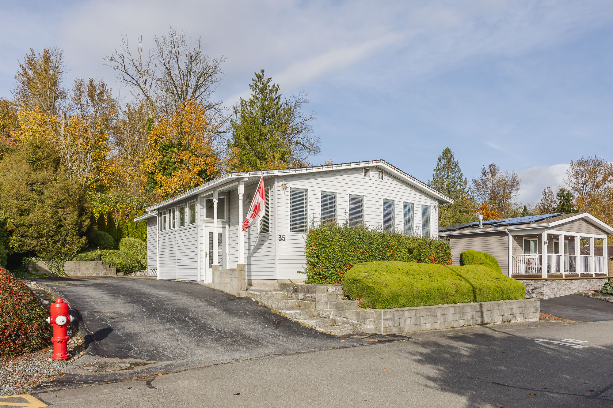 35 - 27111 0 Avenue, Langley