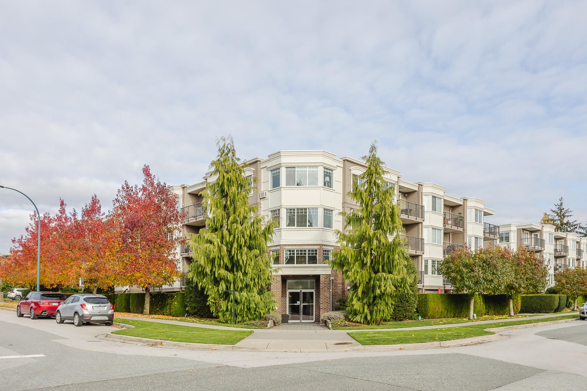 305 - 15357 Roper Avenue, White Rock