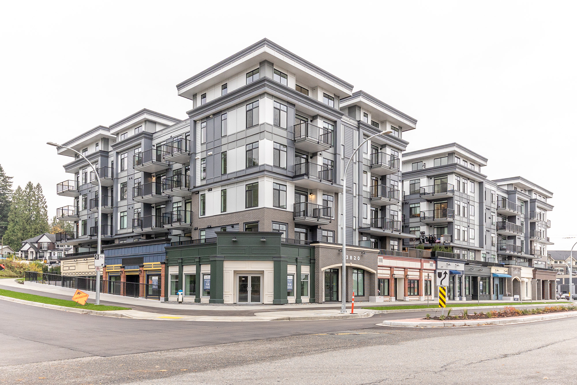 040 - 33816 South Fraser Way, Abbotsford
