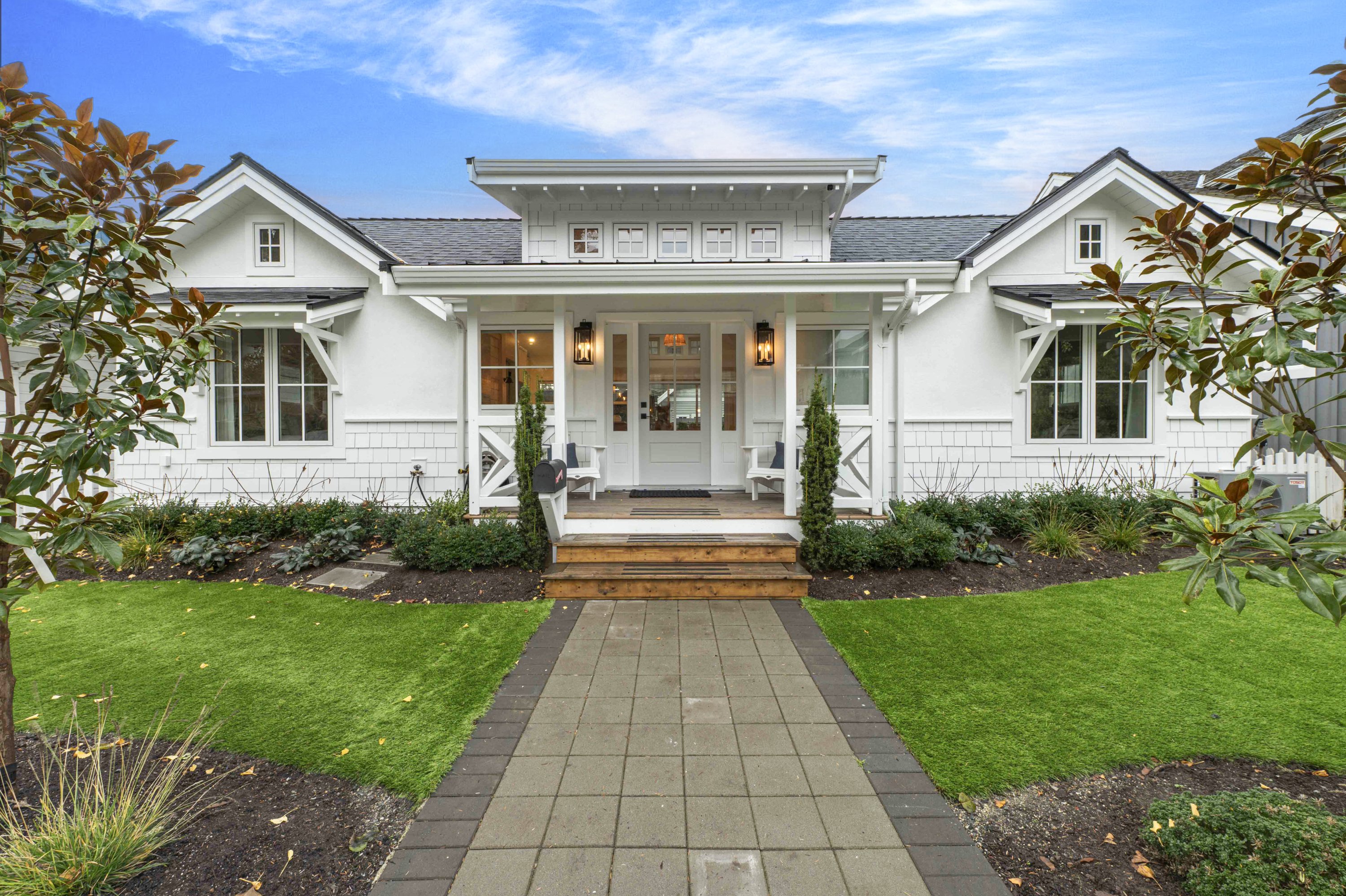2831 Gordon Avenue, Surrey