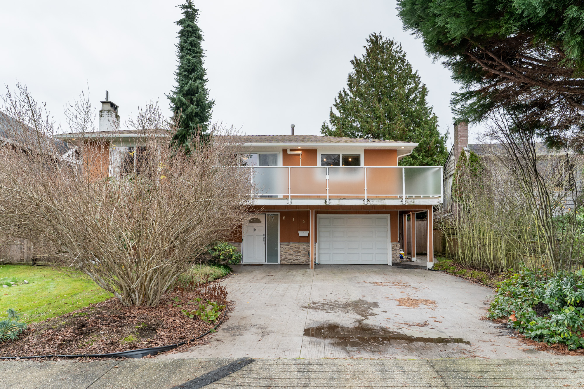 8140 Fairdell Crescent, Richmond