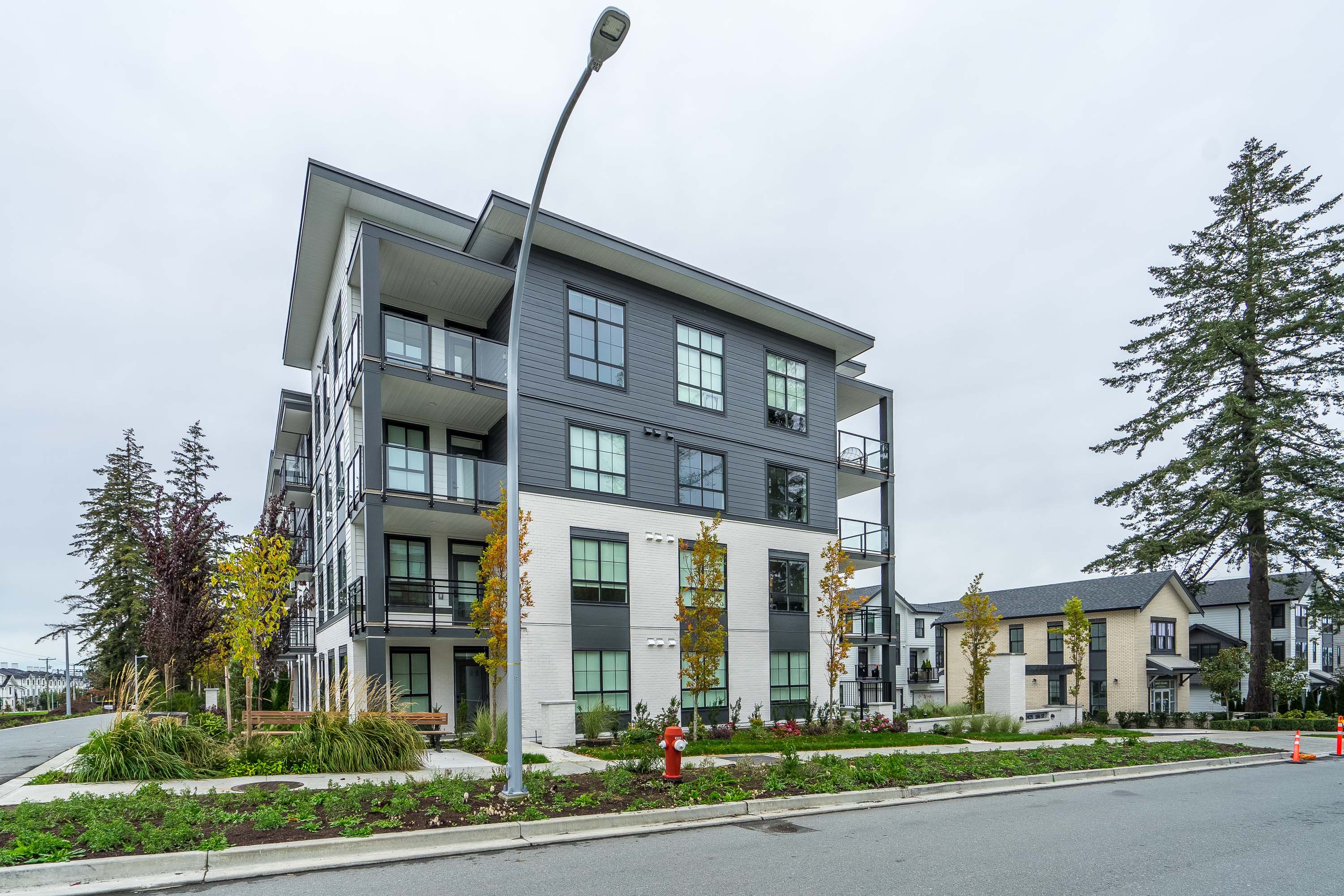 412 - 2425 166 Street, Surrey