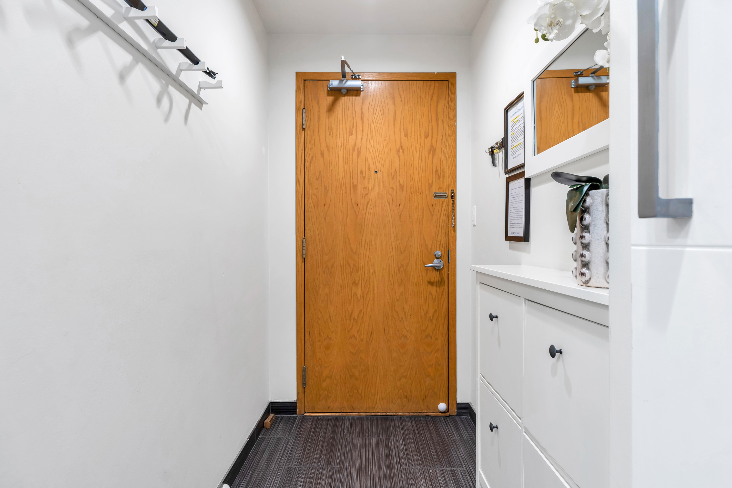 1306 - 1383 Howe Street, Vancouver
