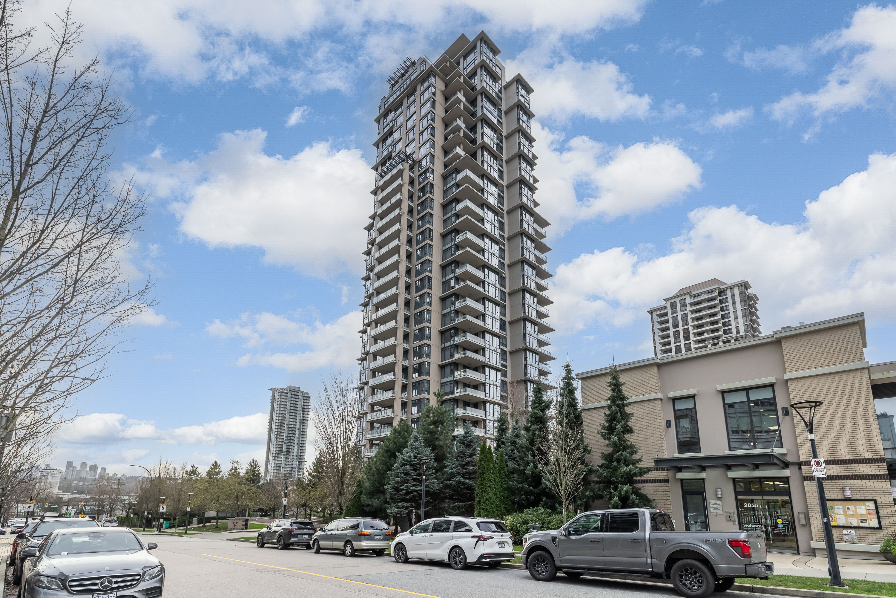 602 - 2077 Rosser Avenue, Burnaby