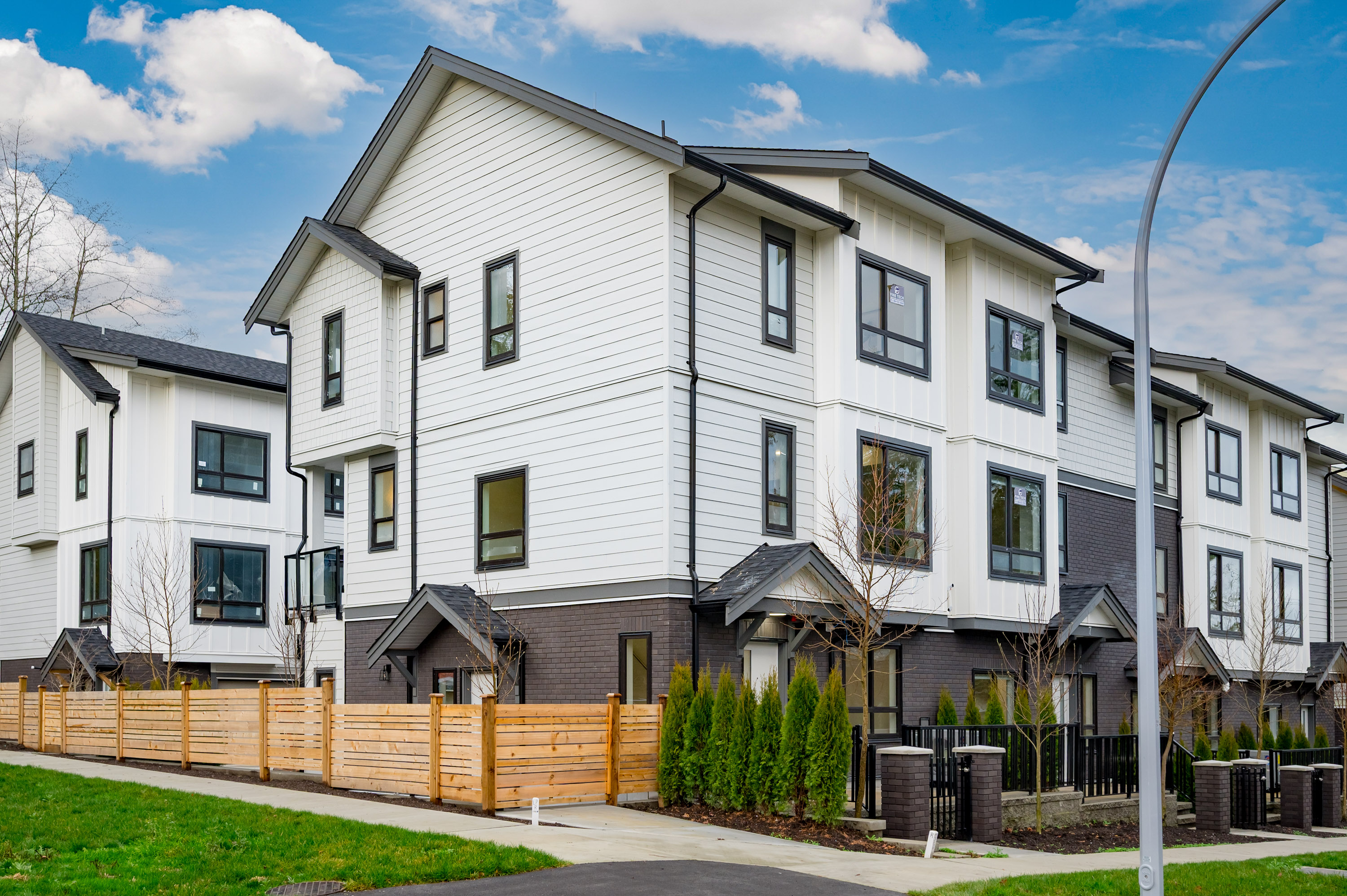 8 - 5993 143 Street, Surrey