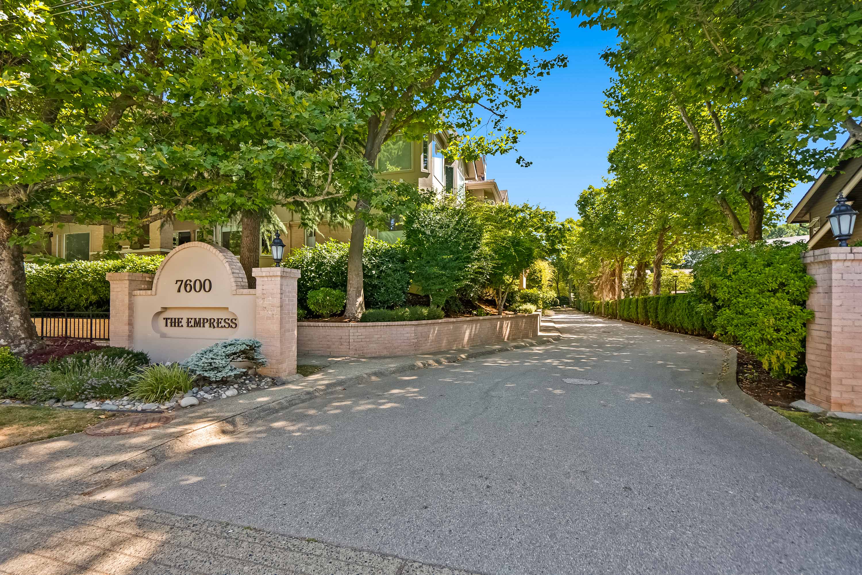 213 - 7600 Moffatt Road, Richmond