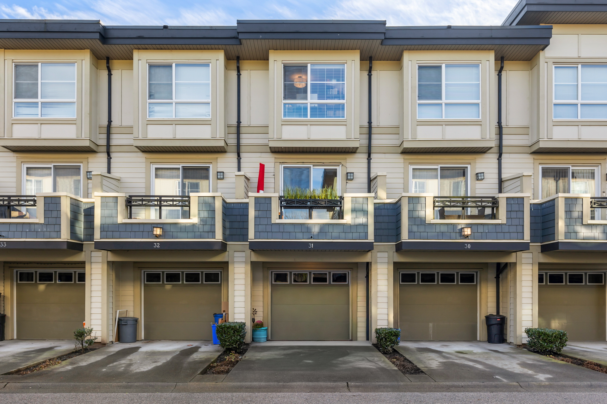 31 - 19477 72A Avenue, Surrey