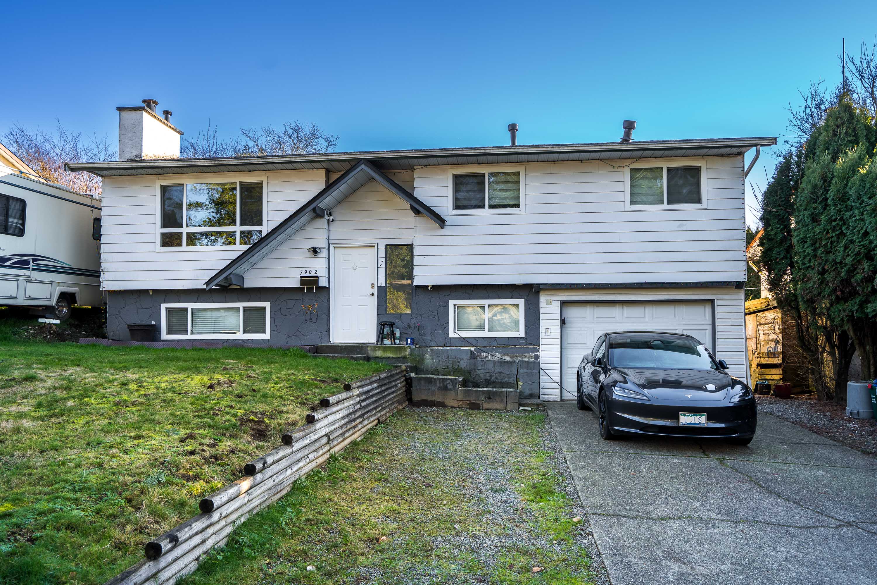 7902 Heron Street, Mission
