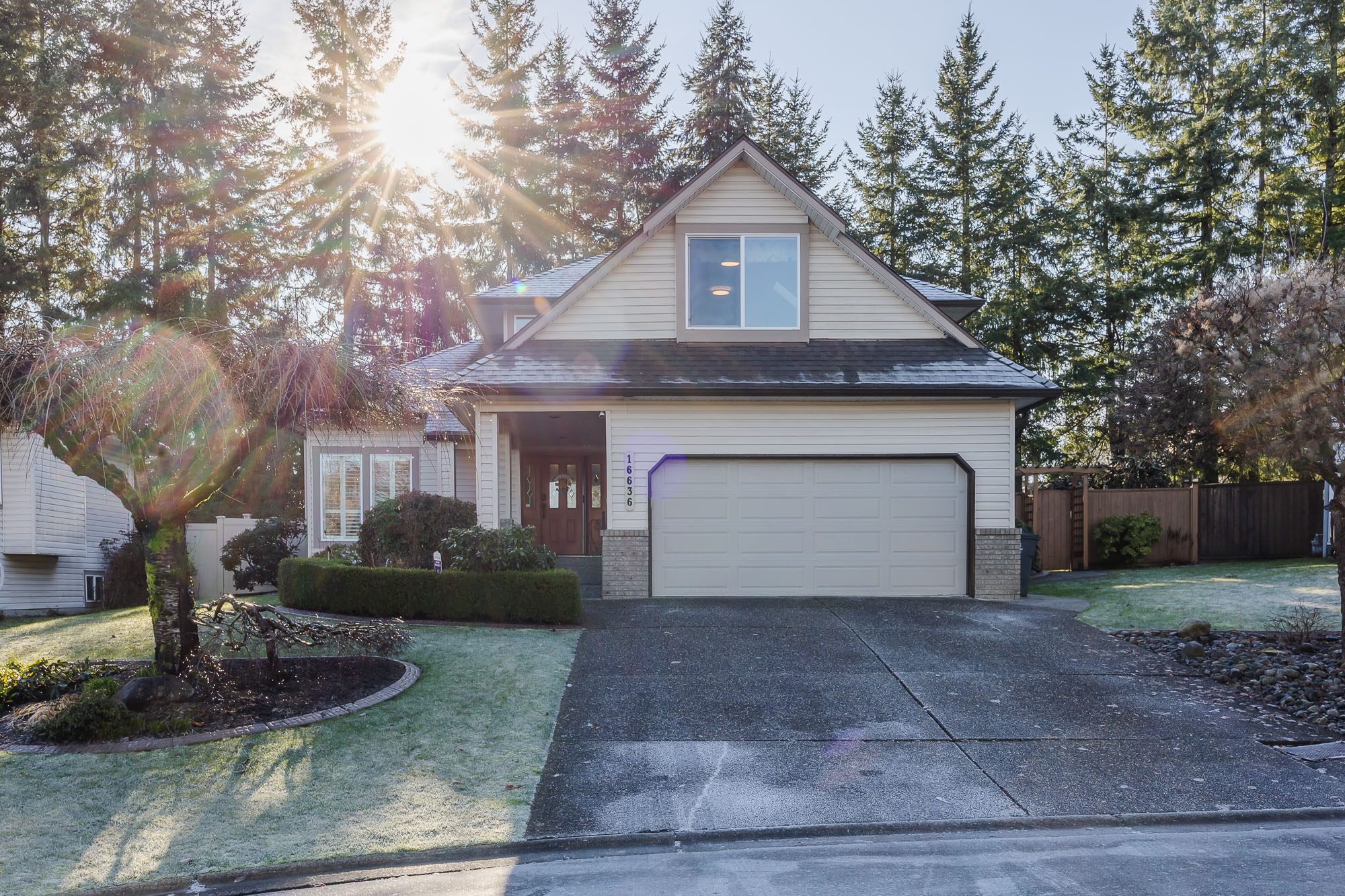 16636 83 Avenue, Surrey