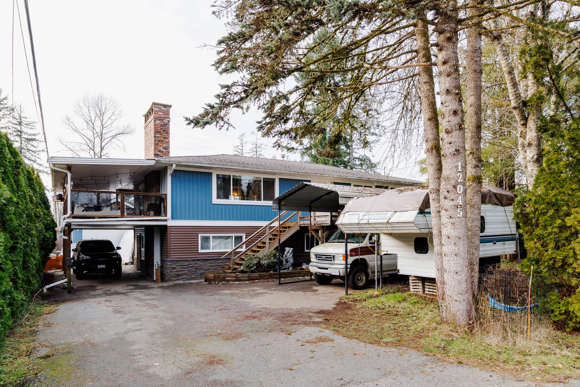 12045 261 Street, Maple Ridge