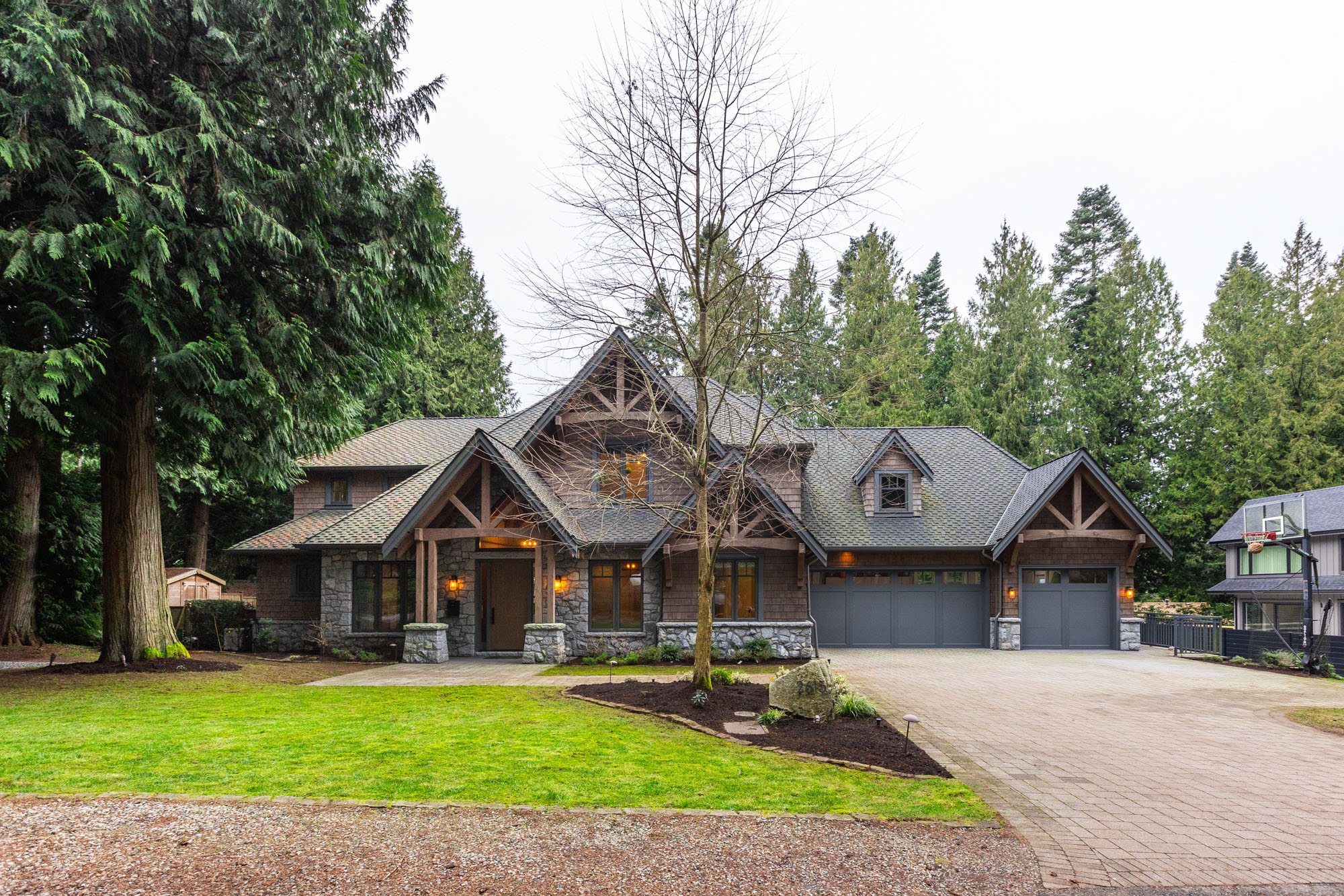 2615 Dogwood Drive, Surrey