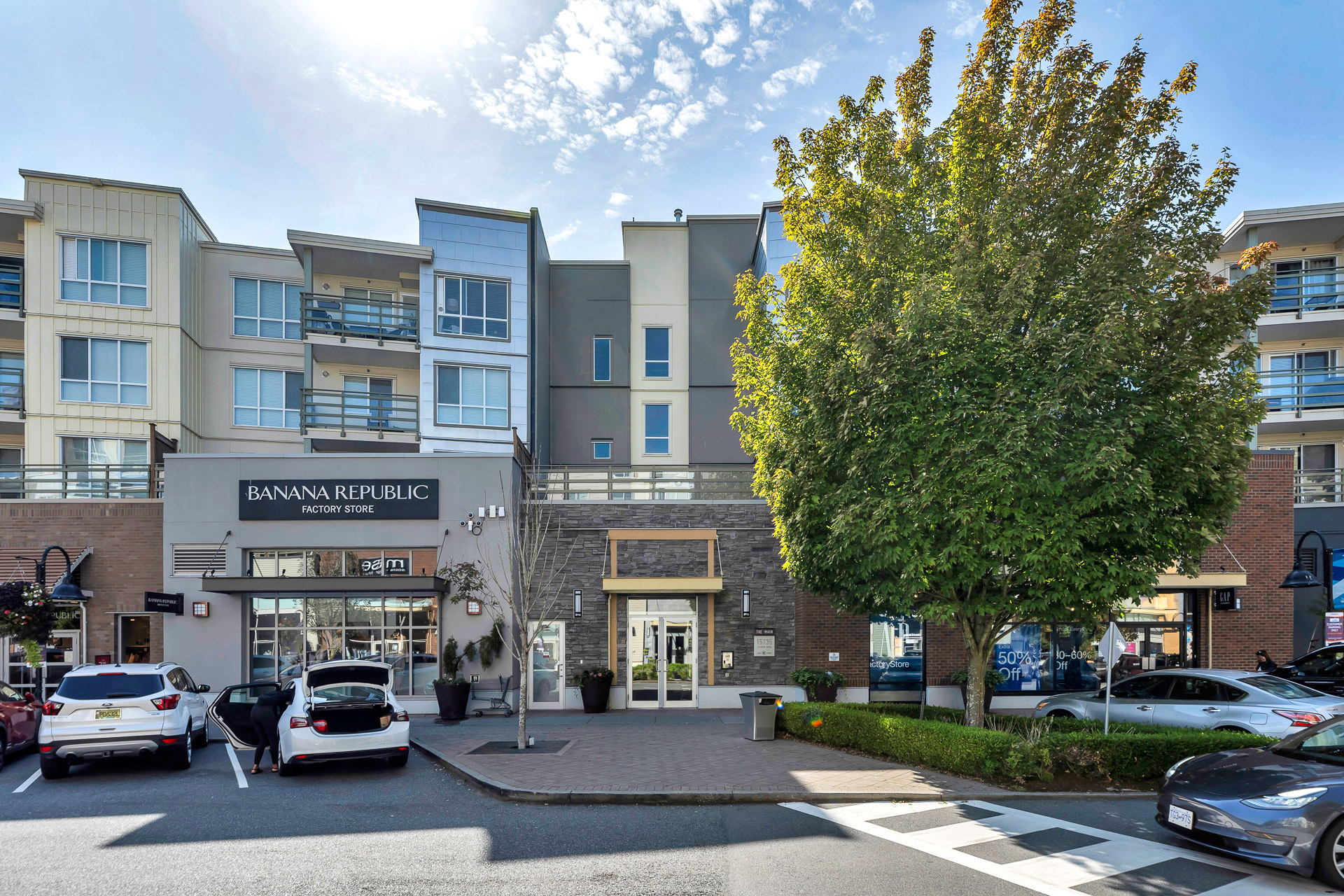 309 - 15735 Croydon Drive, Surrey